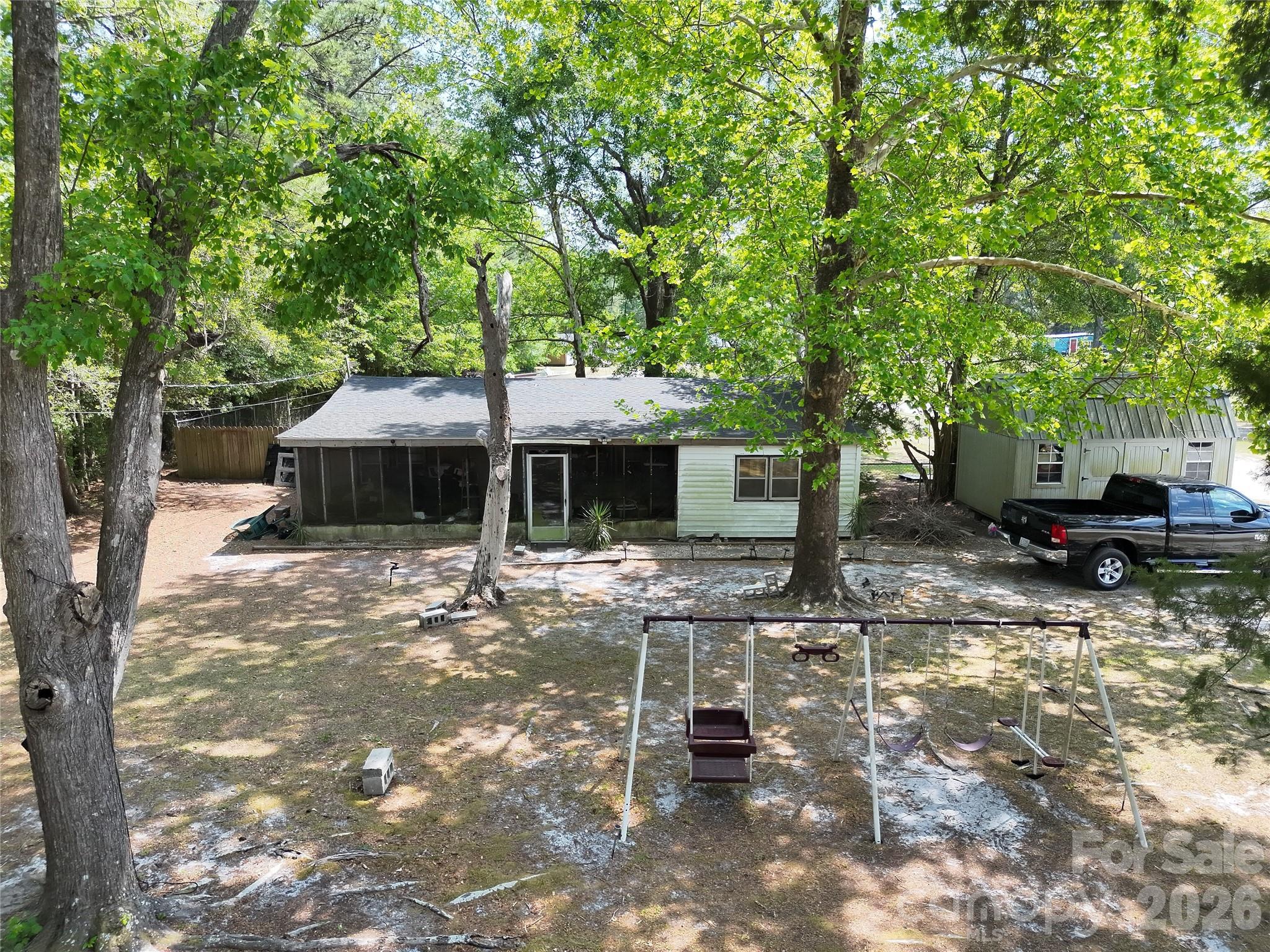 417 Mason Town Road Property Photo 13