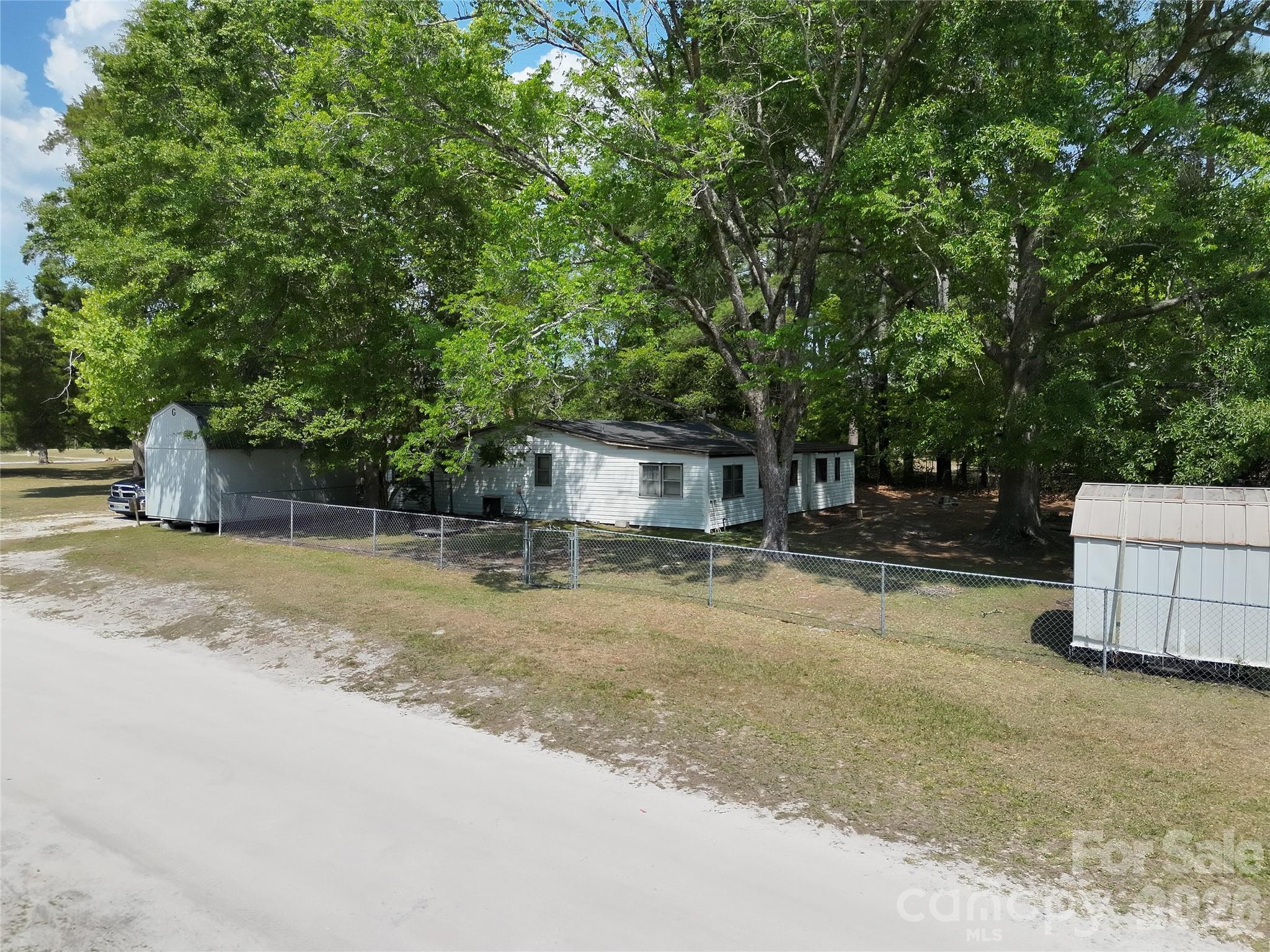 417 Mason Town Road Property Photo 14