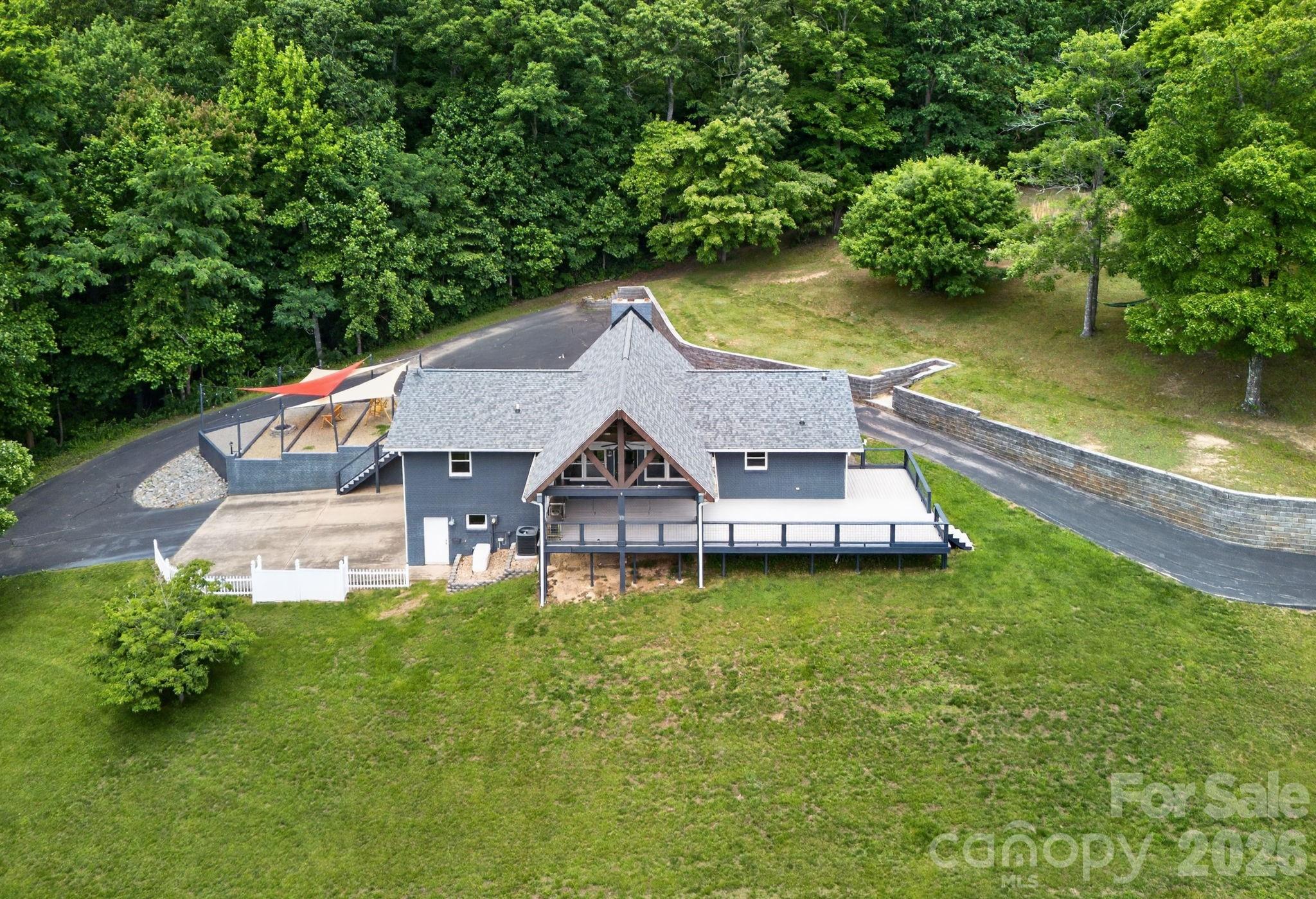 97 Whippoorwill Lane Property Photo 10