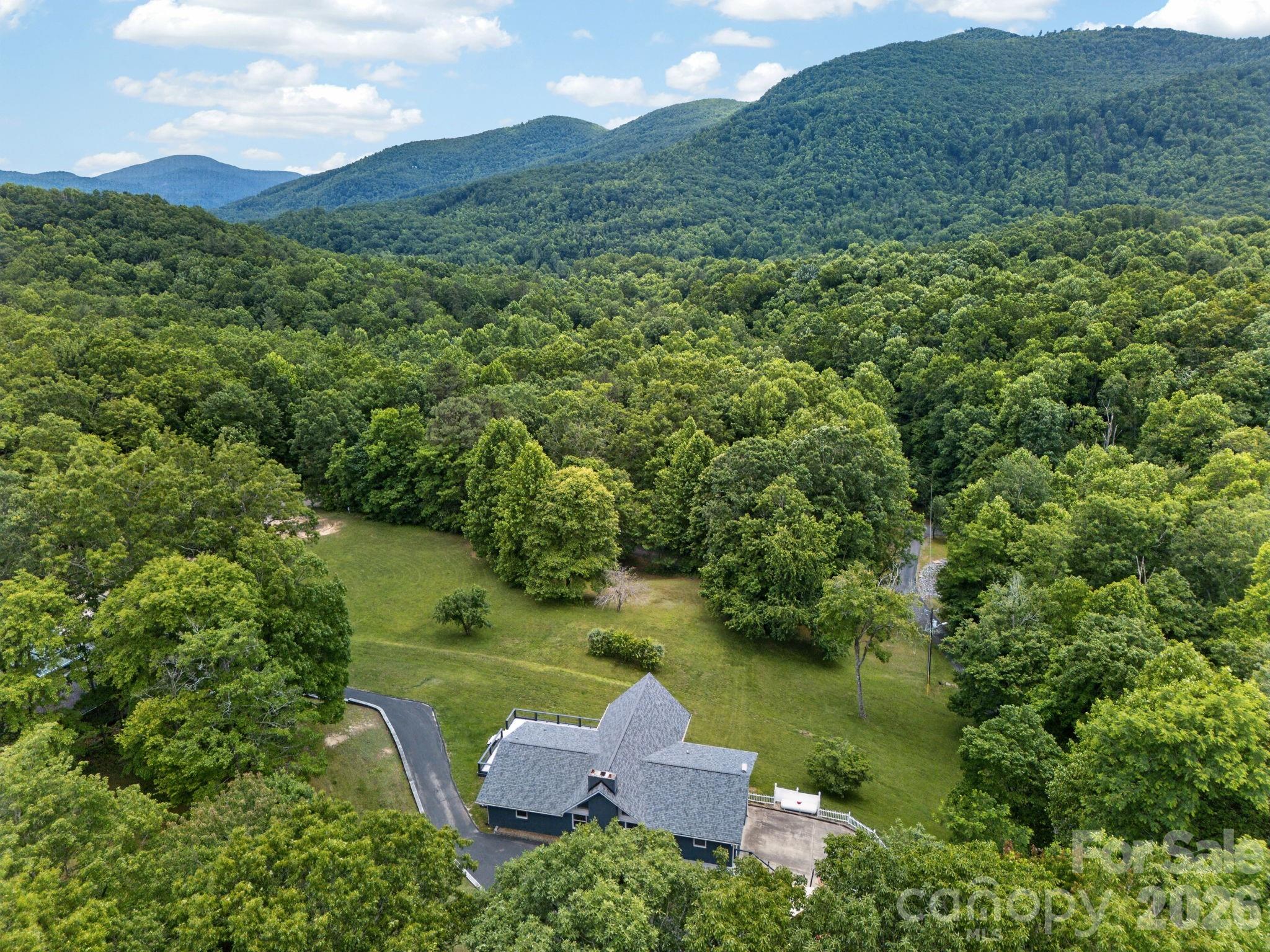 97 Whippoorwill Lane Property Photo 13
