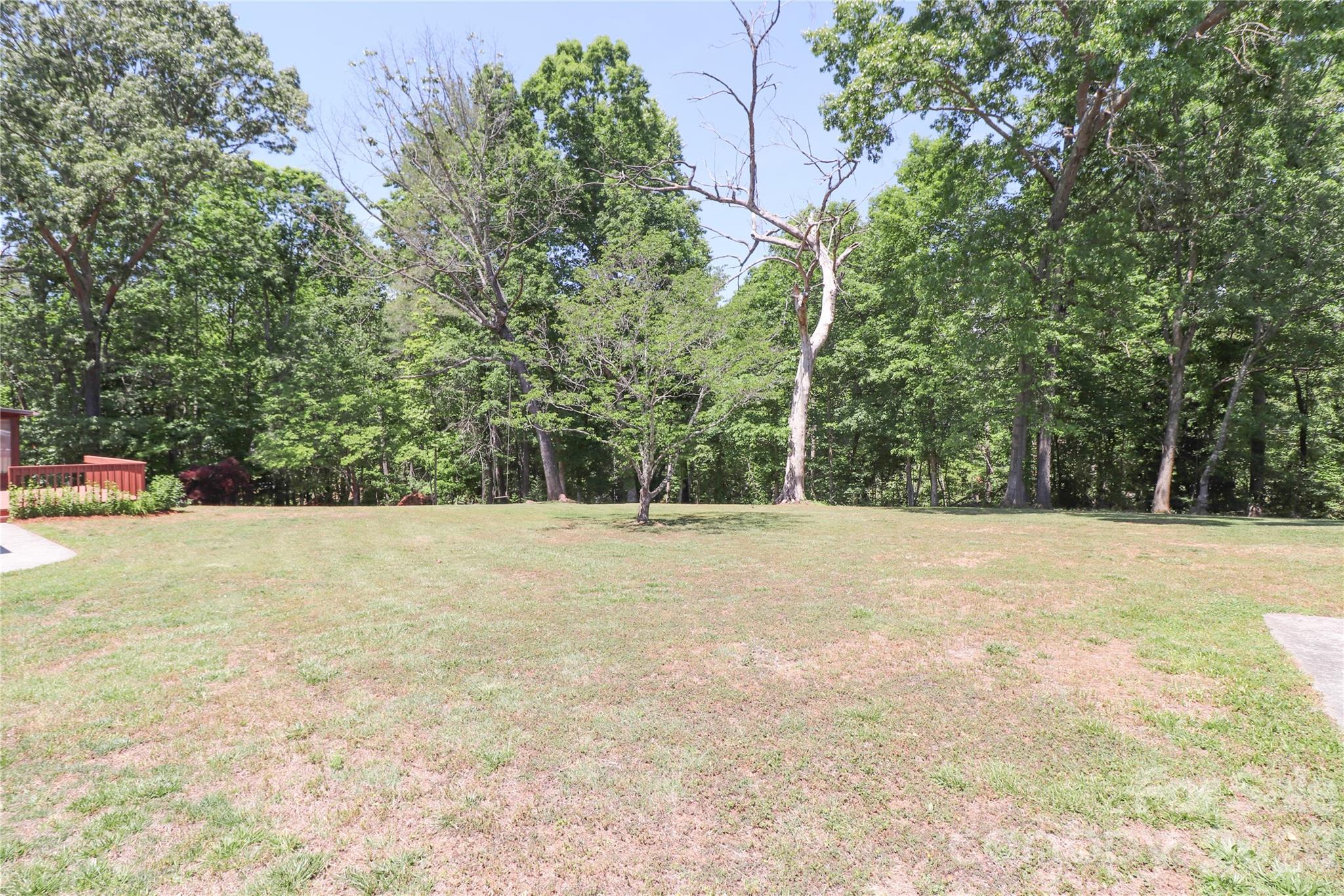 112 Forest Avenue Property Photo 7