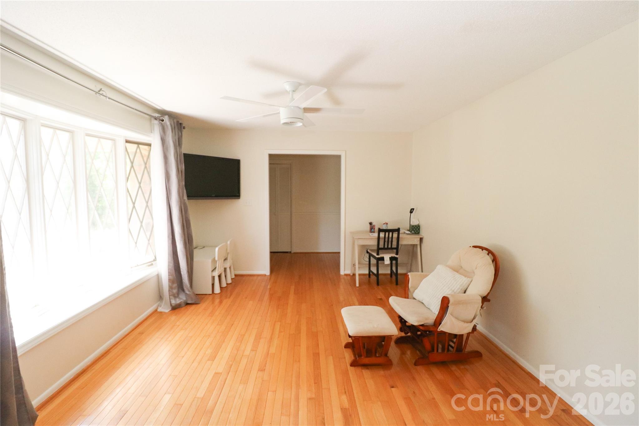 112 Forest Avenue Property Photo 16