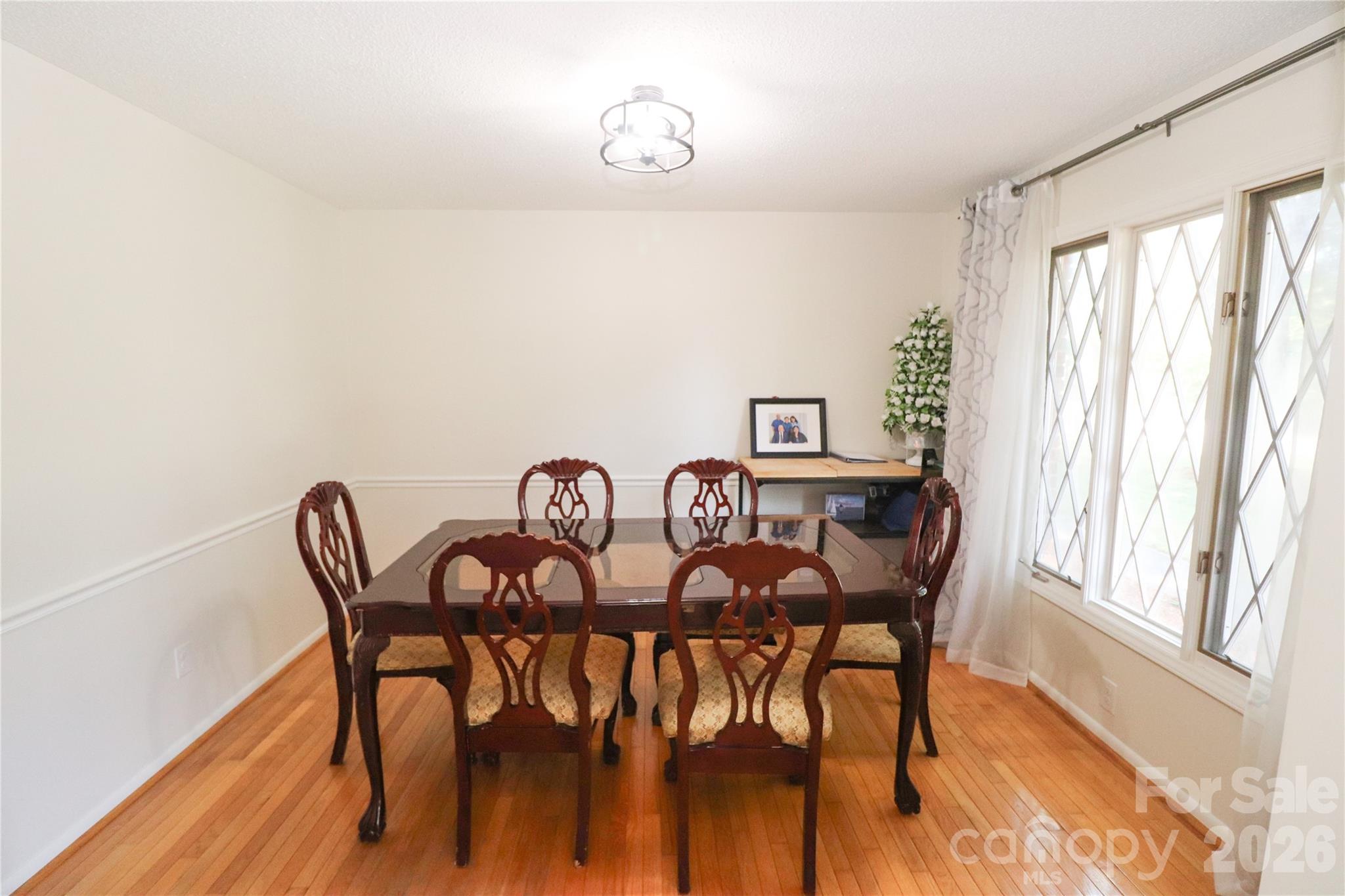112 Forest Avenue Property Photo 17