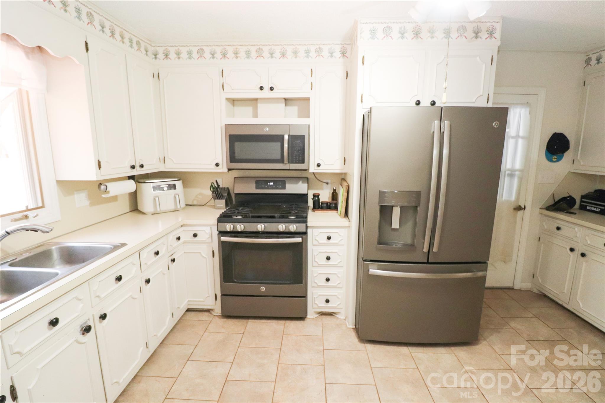 112 Forest Avenue Property Photo 20