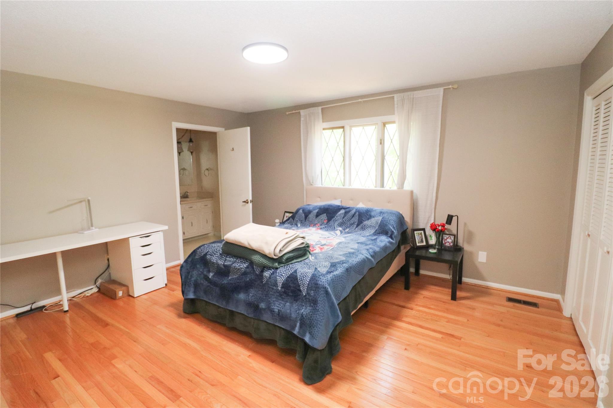 112 Forest Avenue Property Photo 22