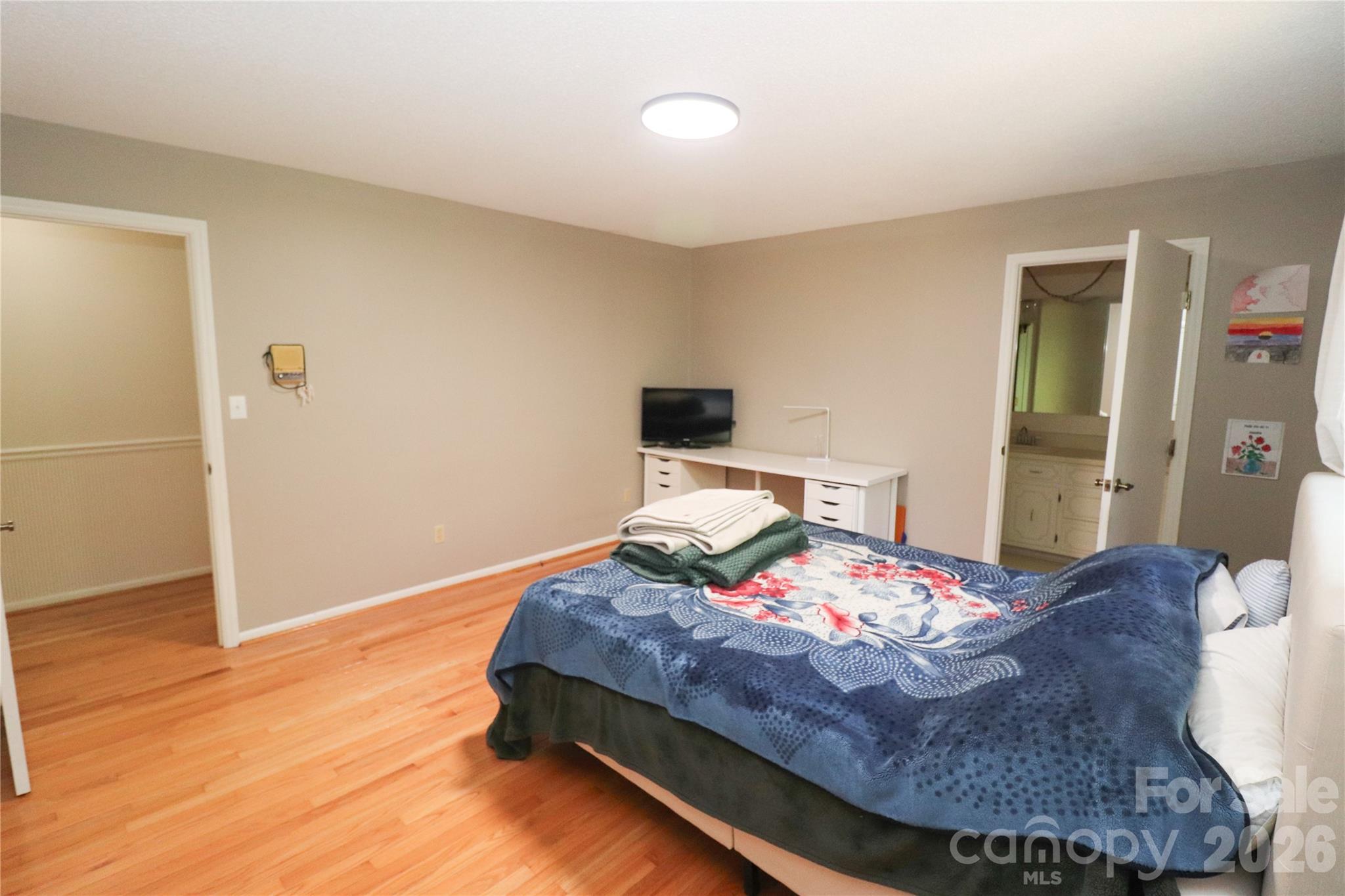 112 Forest Avenue Property Photo 23