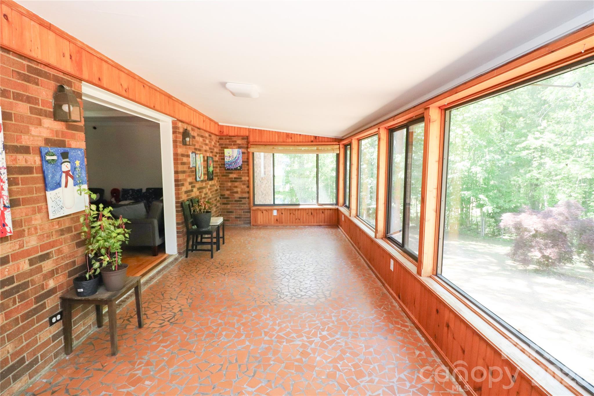 112 Forest Avenue Property Photo 33