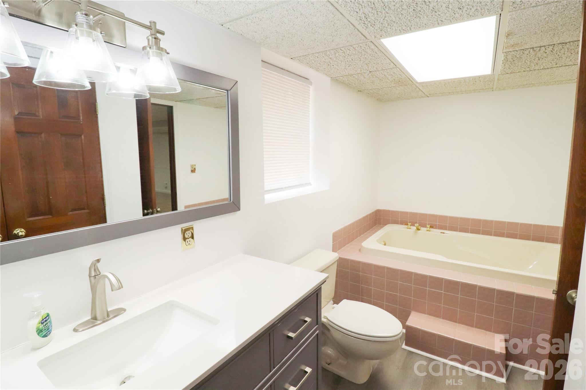112 Forest Avenue Property Photo 39