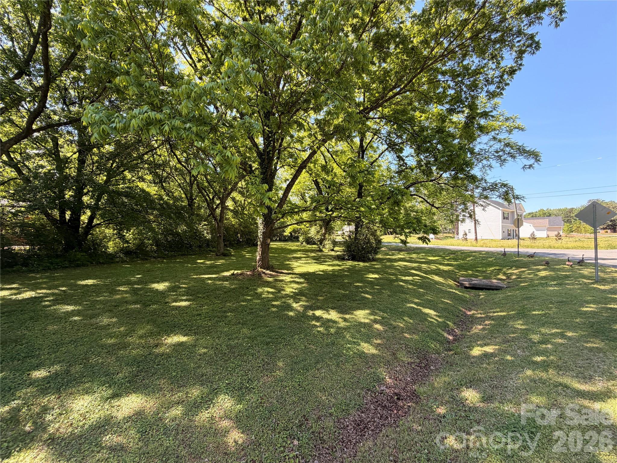 7000 Ridge Lane Road Property Photo 9
