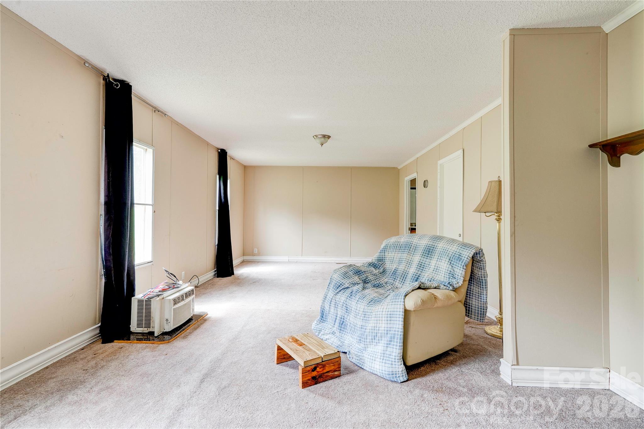 136 Foxhill Drive Property Photo 14