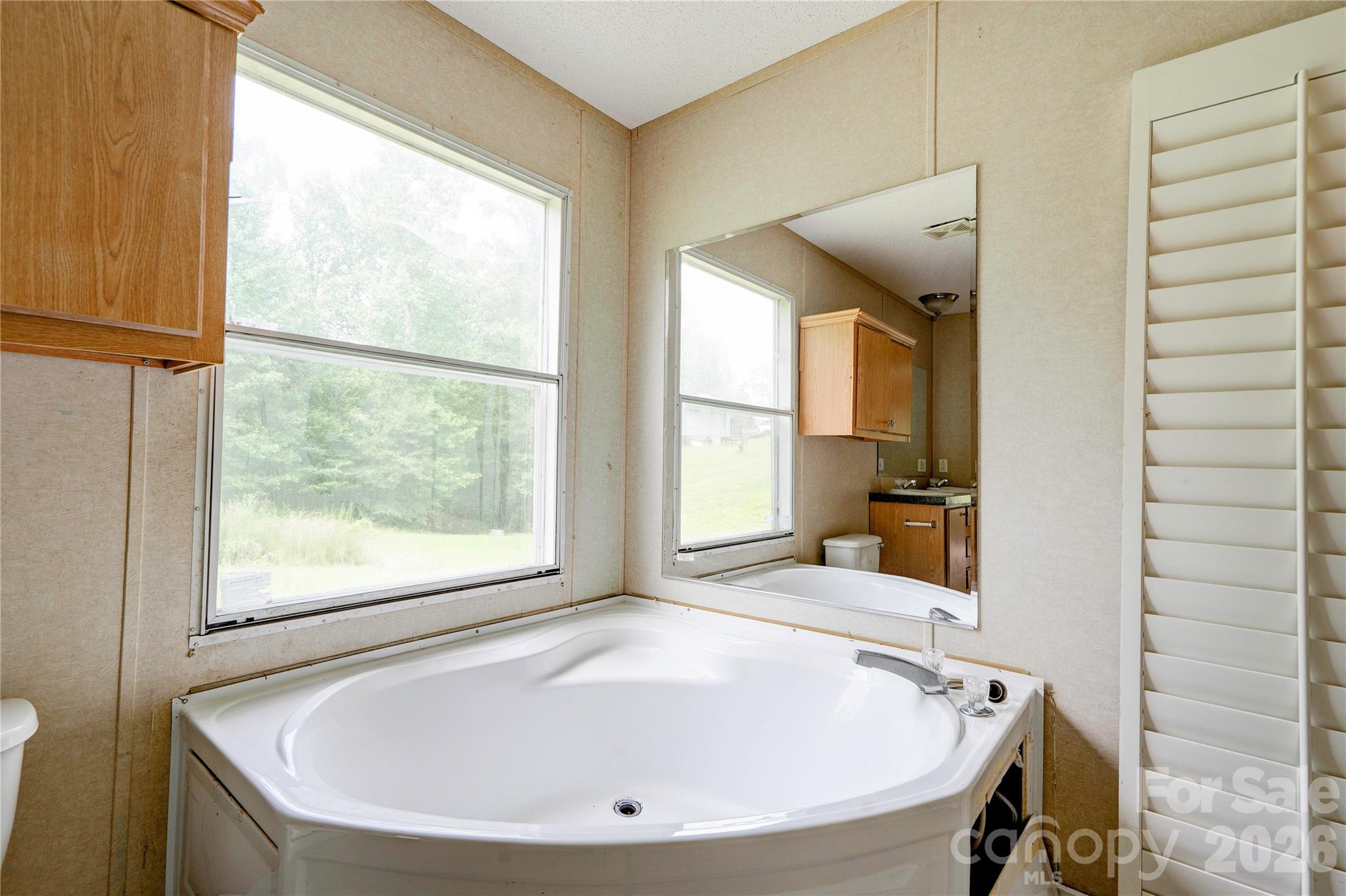 136 Foxhill Drive Property Photo 16