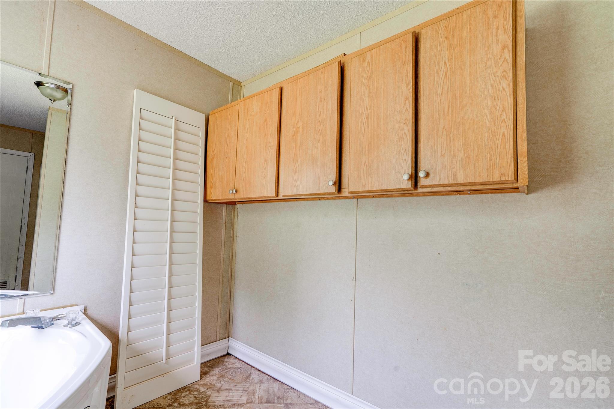136 Foxhill Drive Property Photo 18