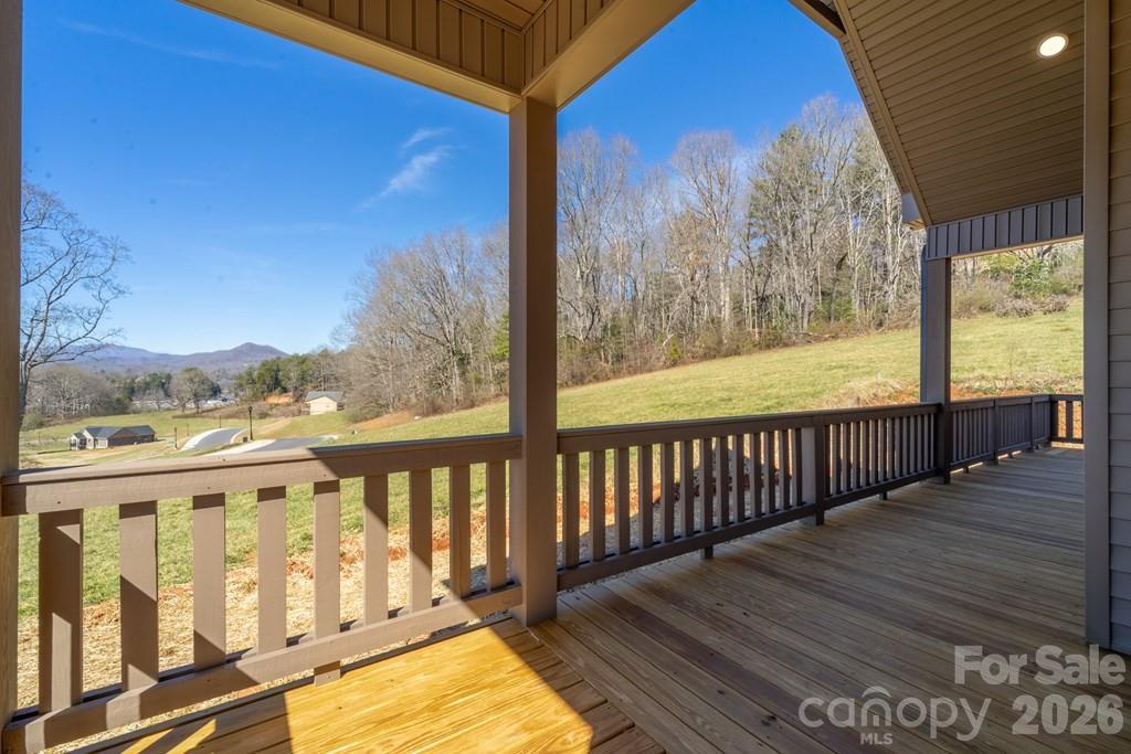 50 Fairview Street Property Photo 36