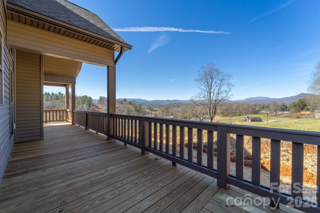 50 Fairview Street Property Photo 38