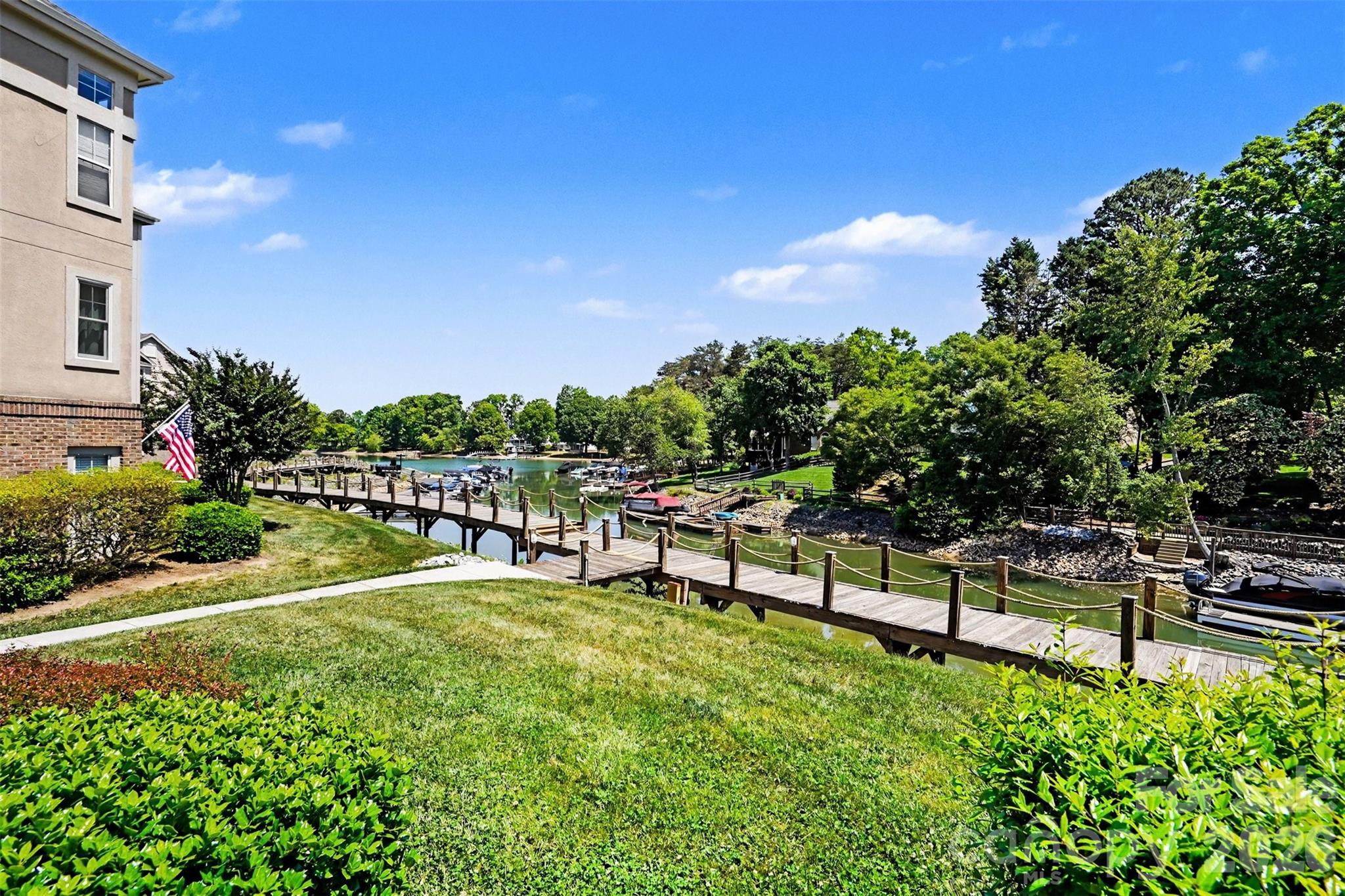104 Pier 33 Drive 301