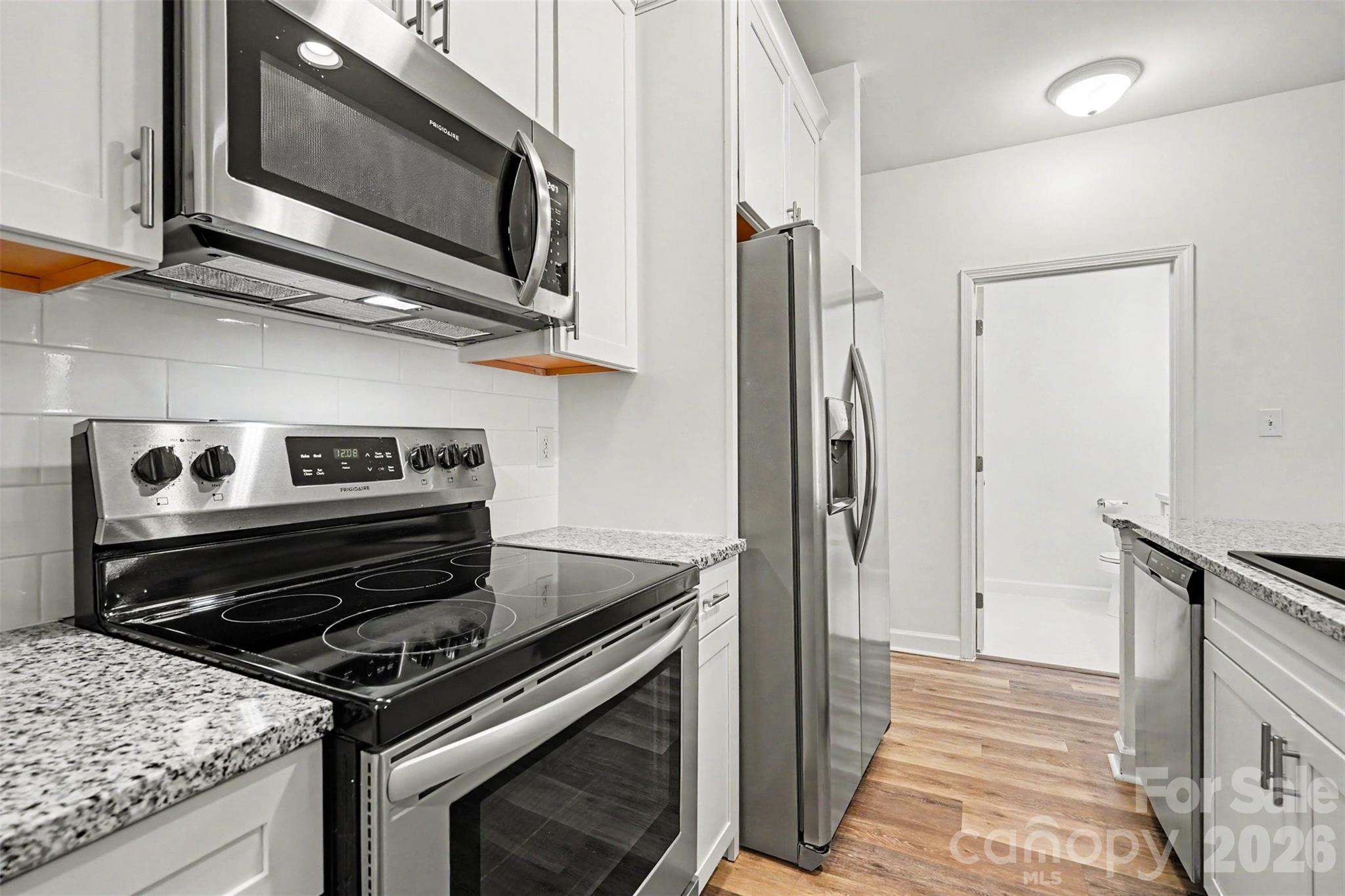 104 Pier 33 Drive 301 Property Photo 16