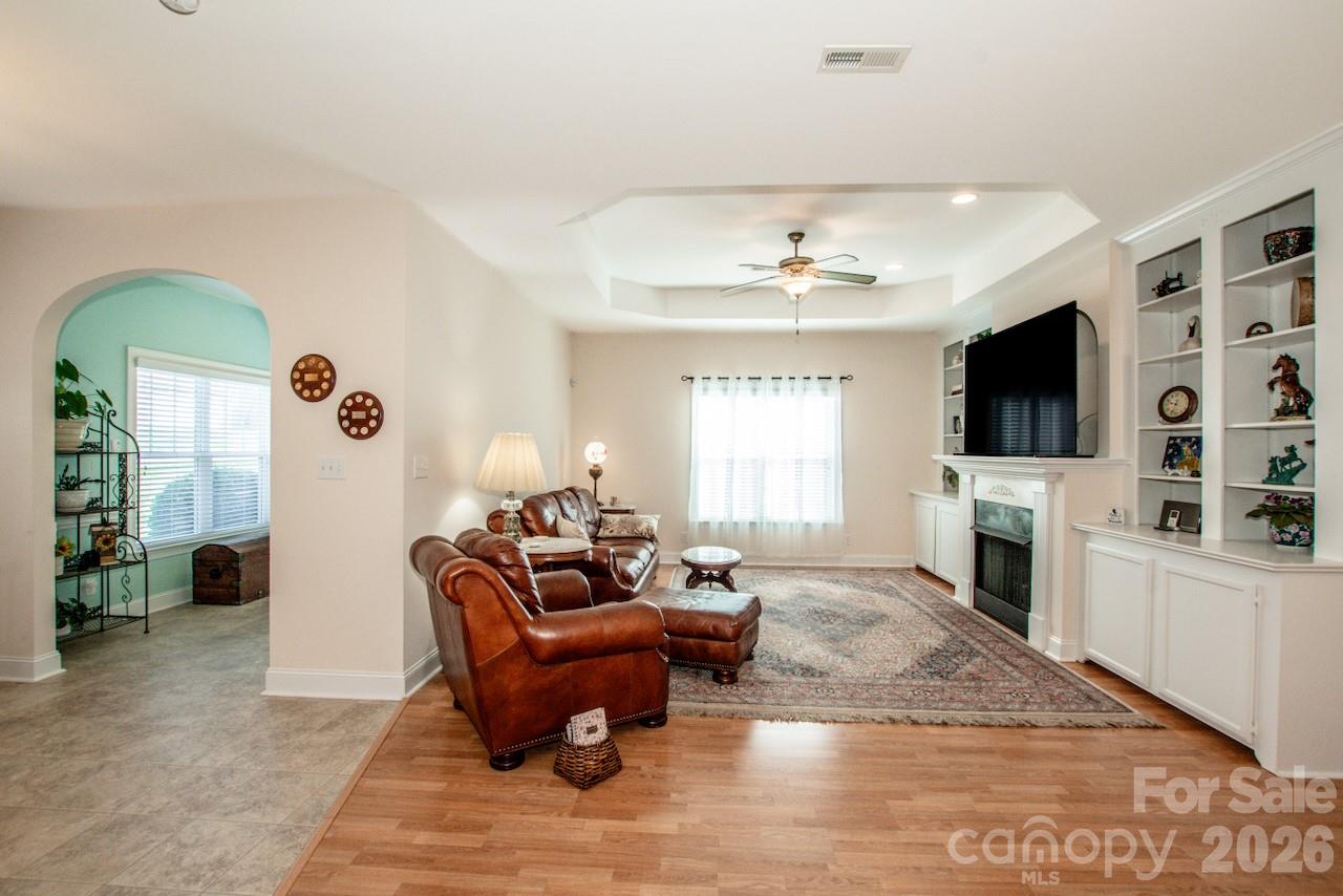 604 Cordova Court Property Photo 11