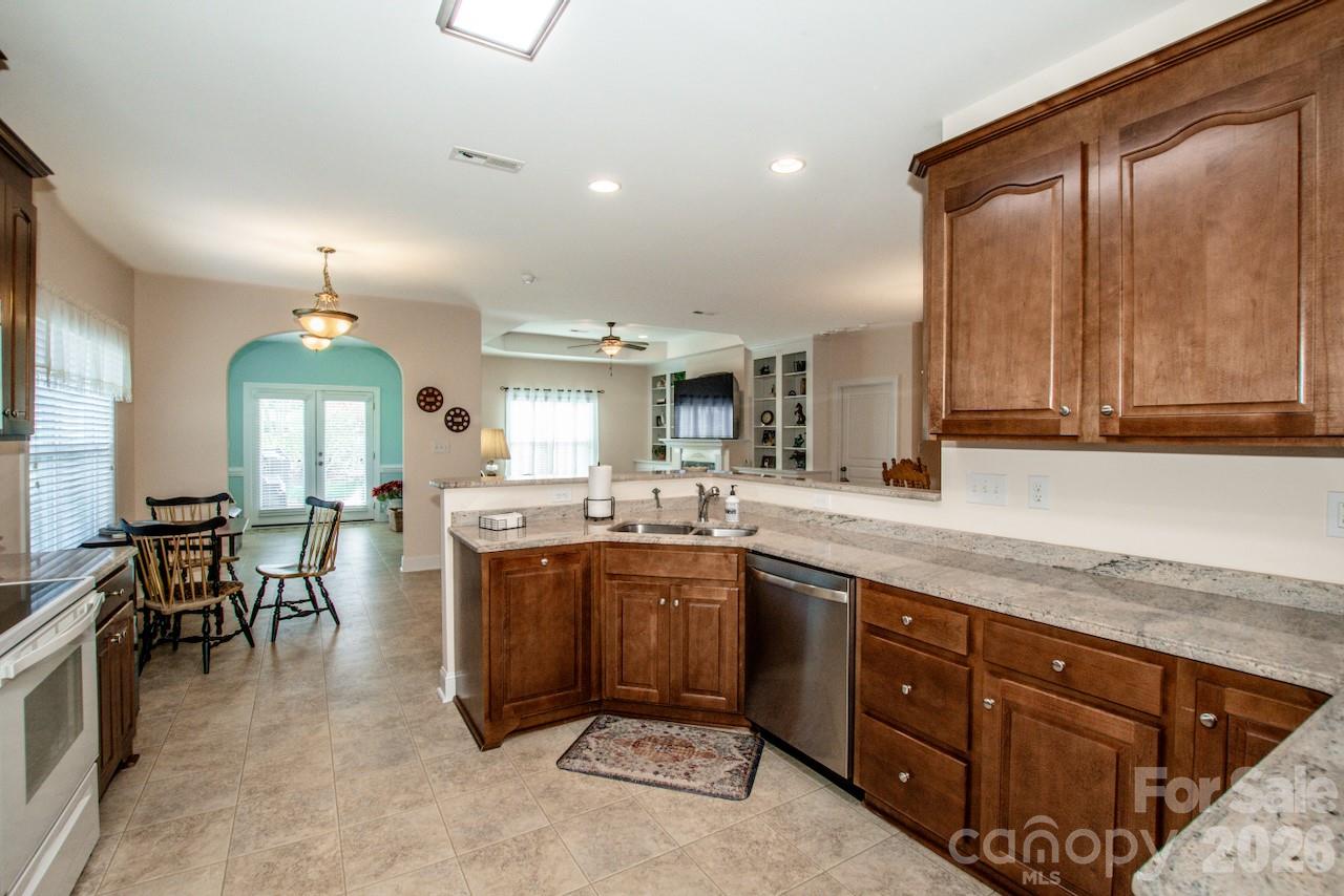 604 Cordova Court Property Photo 16