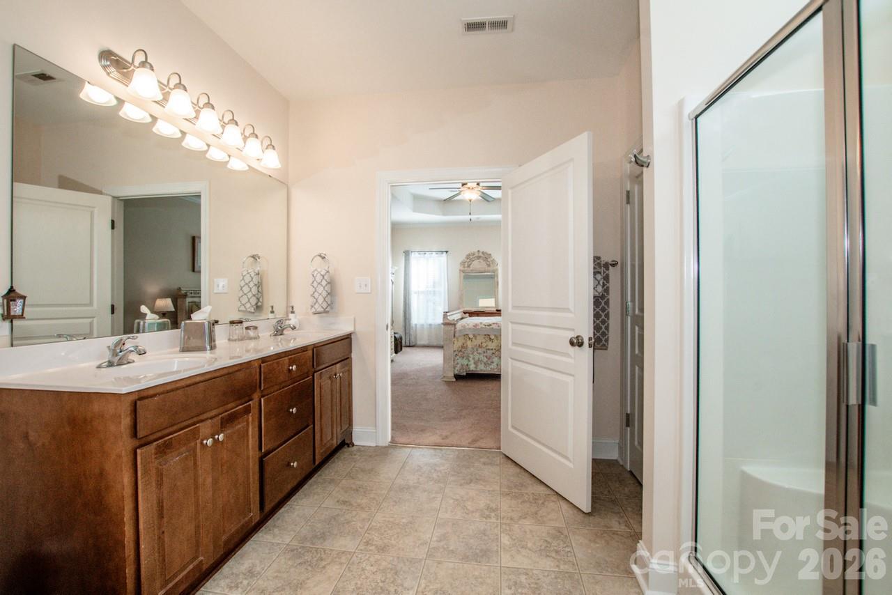 604 Cordova Court Property Photo 29