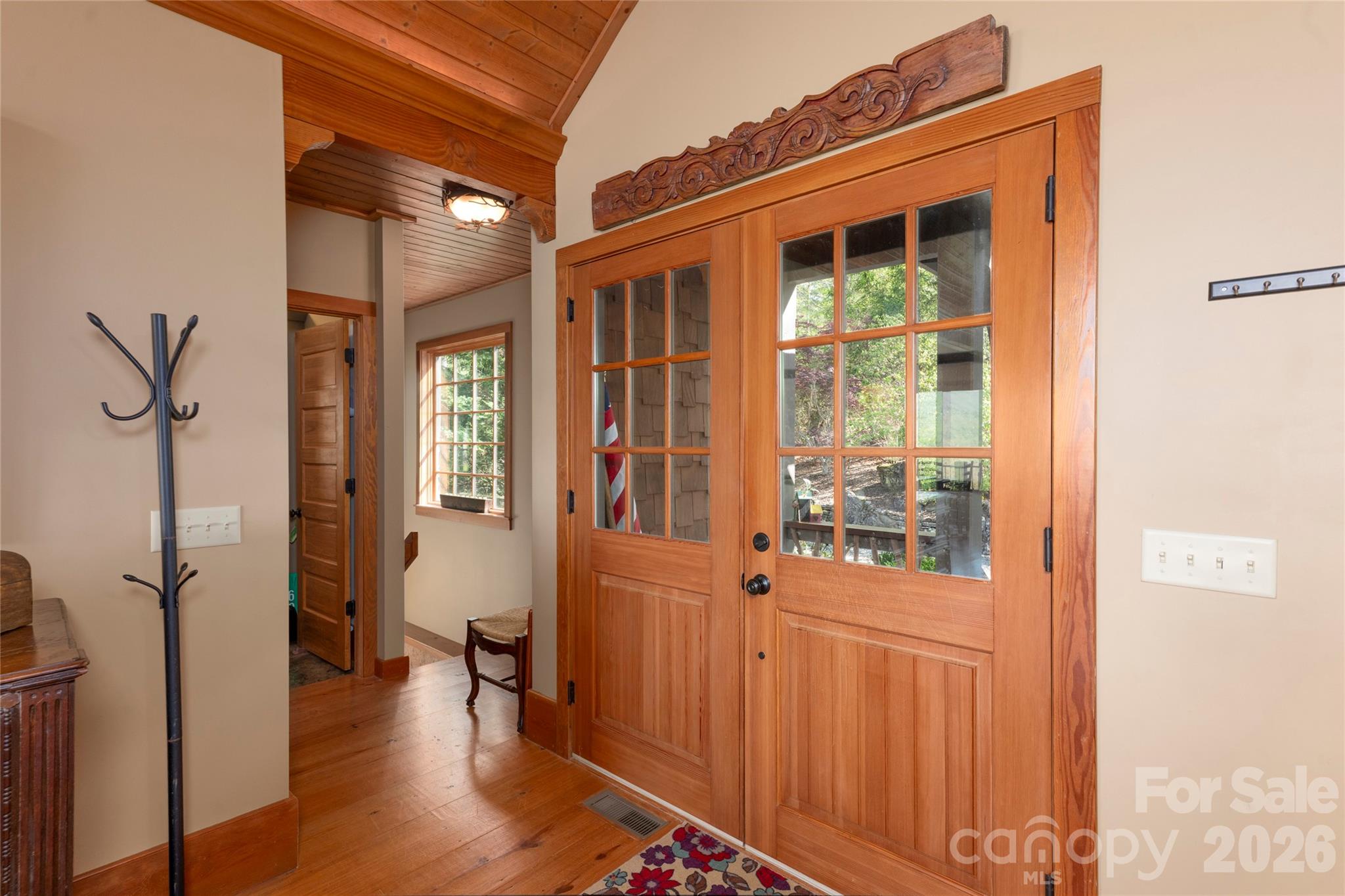 601 Hawk Mountain Road Property Photo 4