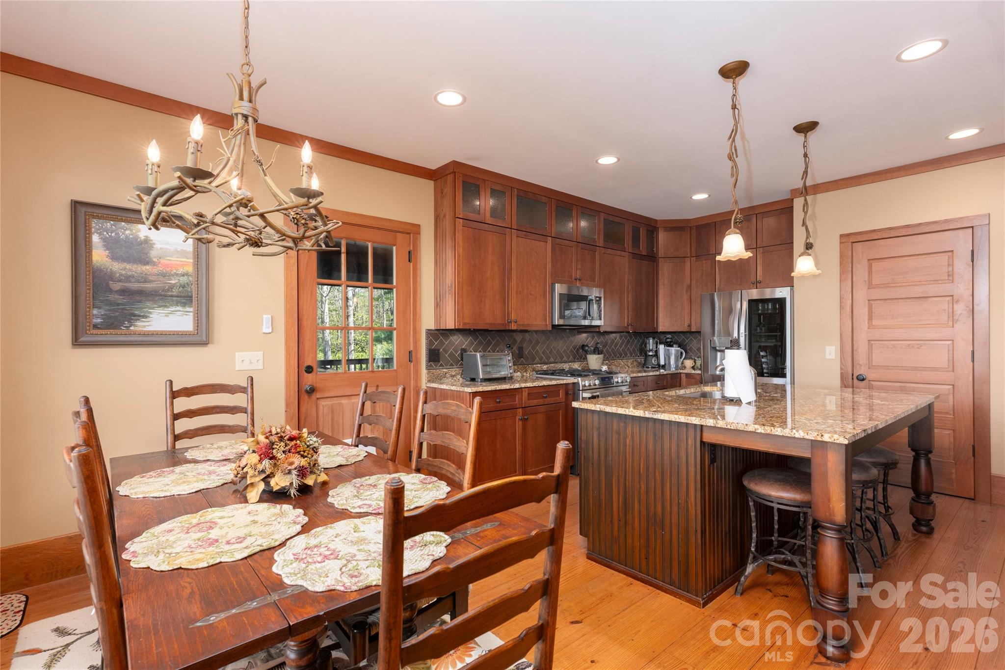 601 Hawk Mountain Road Property Photo 14