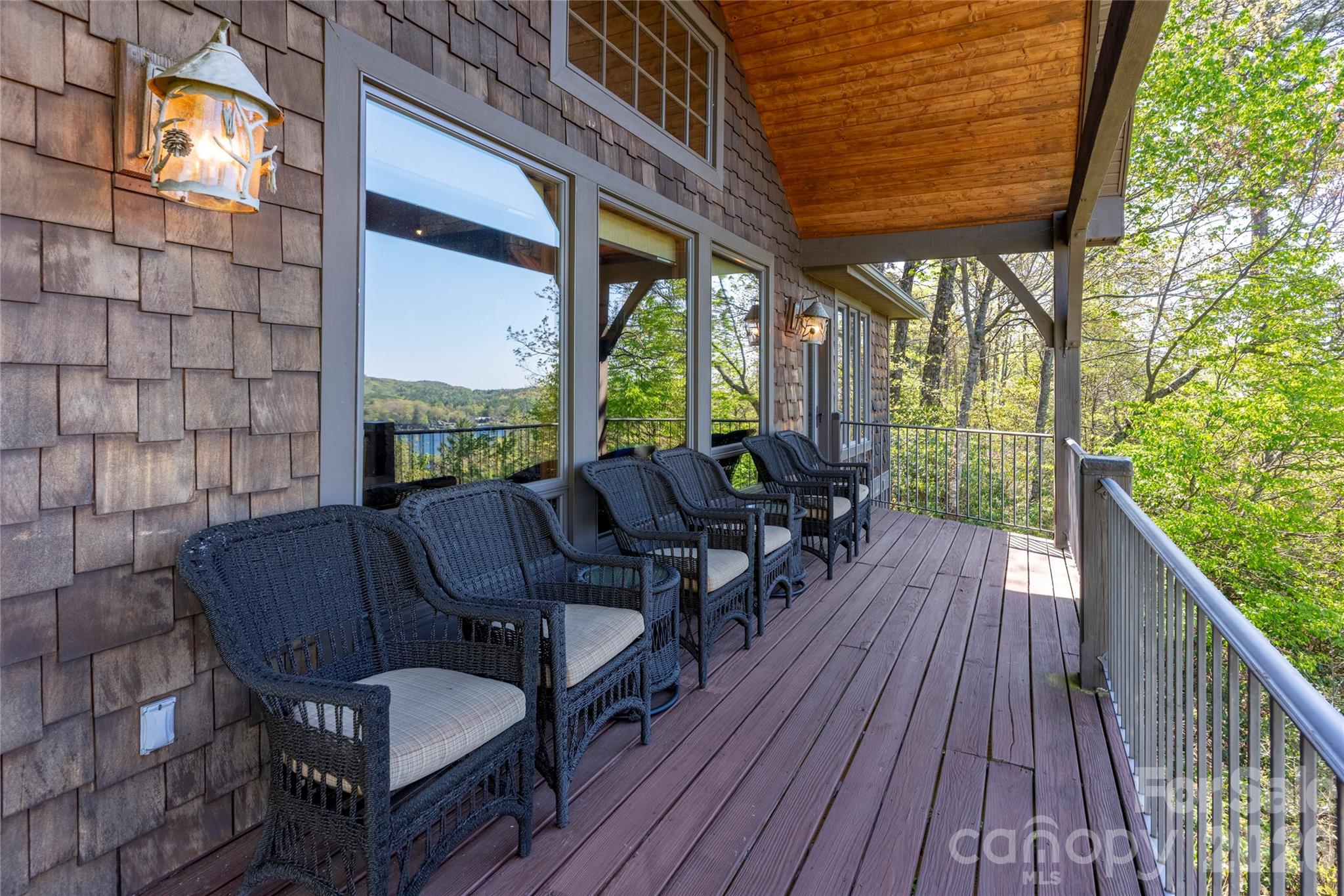 601 Hawk Mountain Road Property Photo 28