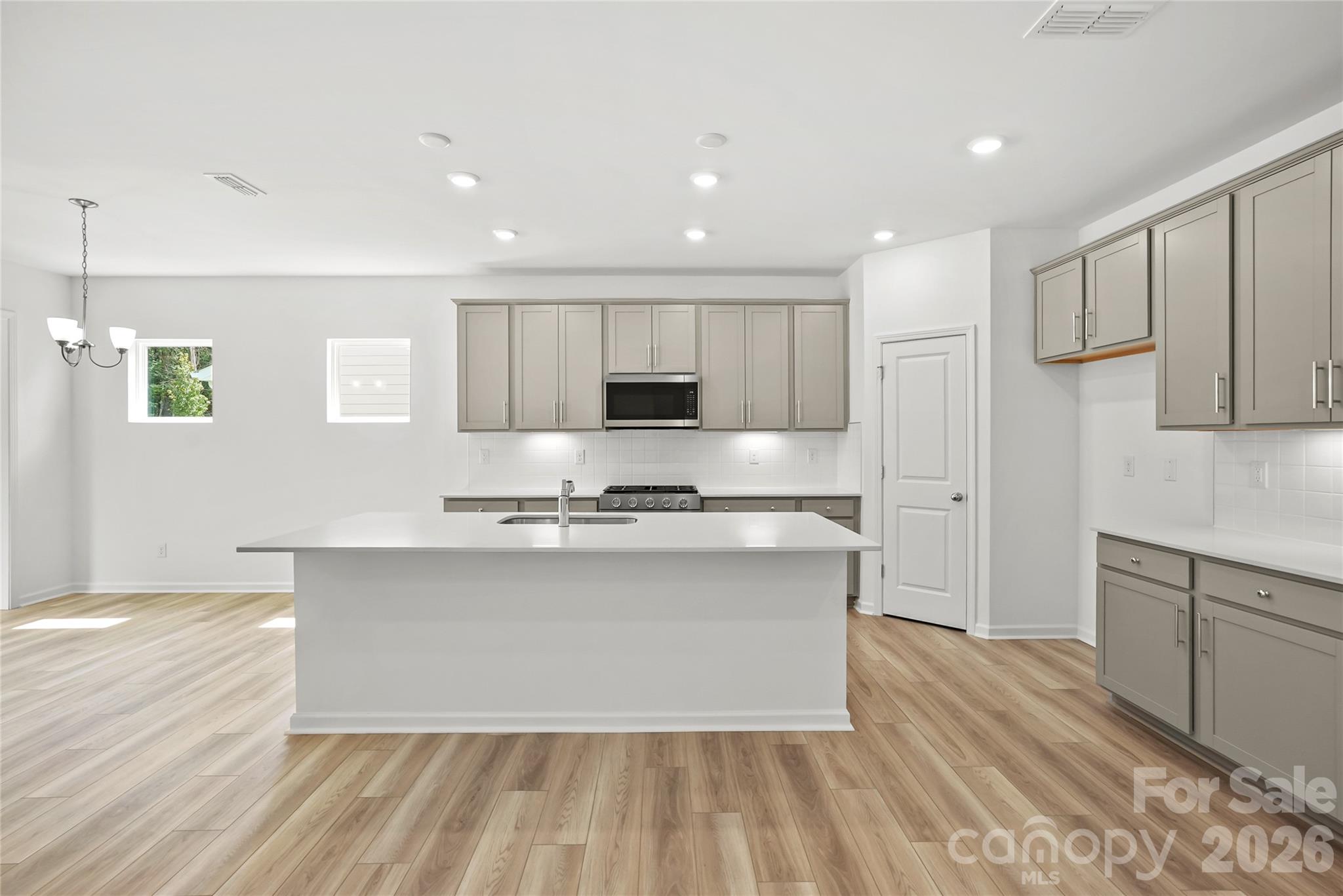 549 Cottage Garden Lane Property Photo 11