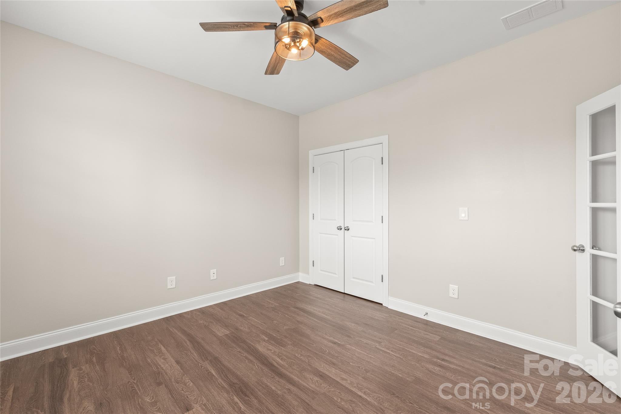 3017 Woodlands Creek Drive Property Photo 7