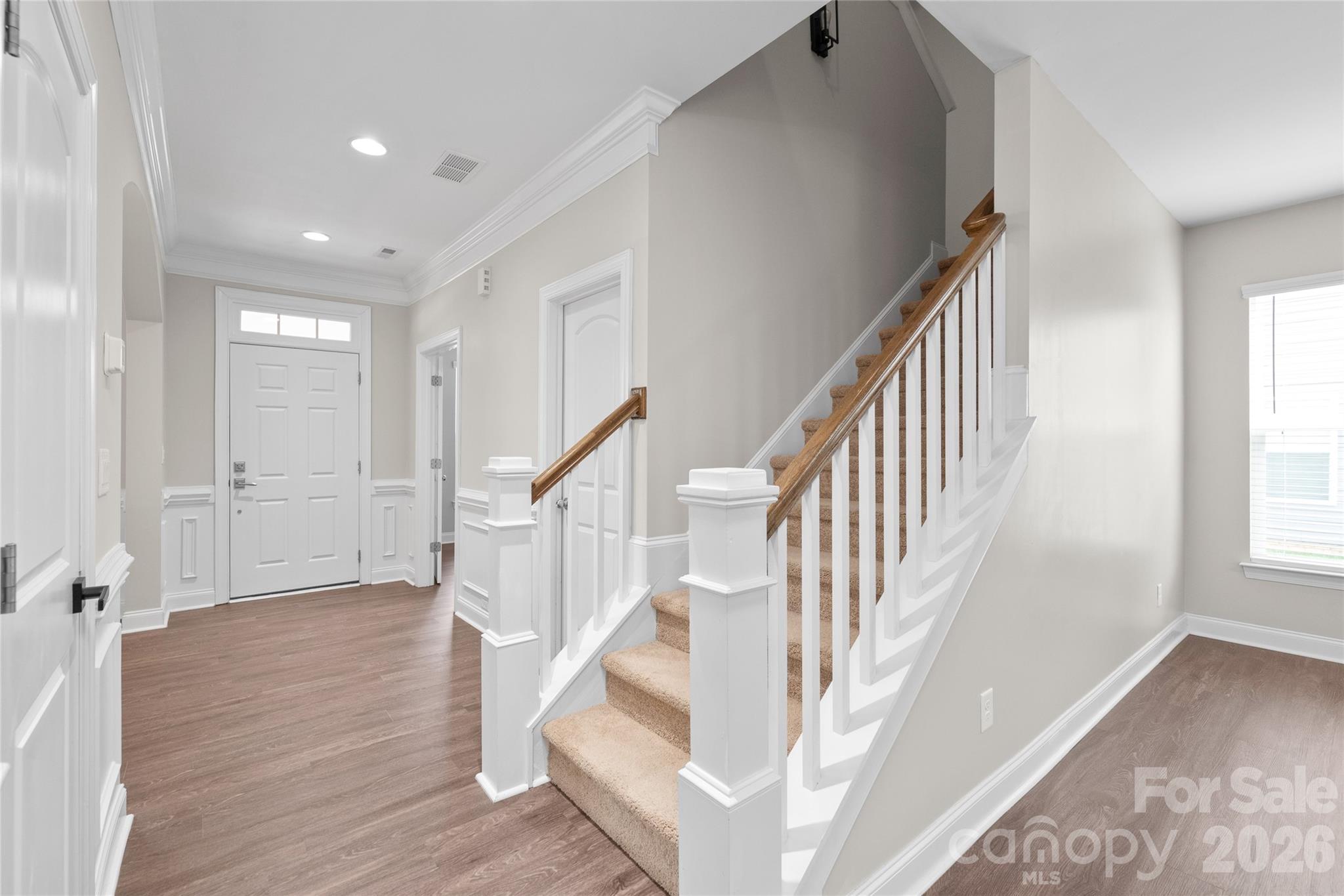 3017 Woodlands Creek Drive Property Photo 9