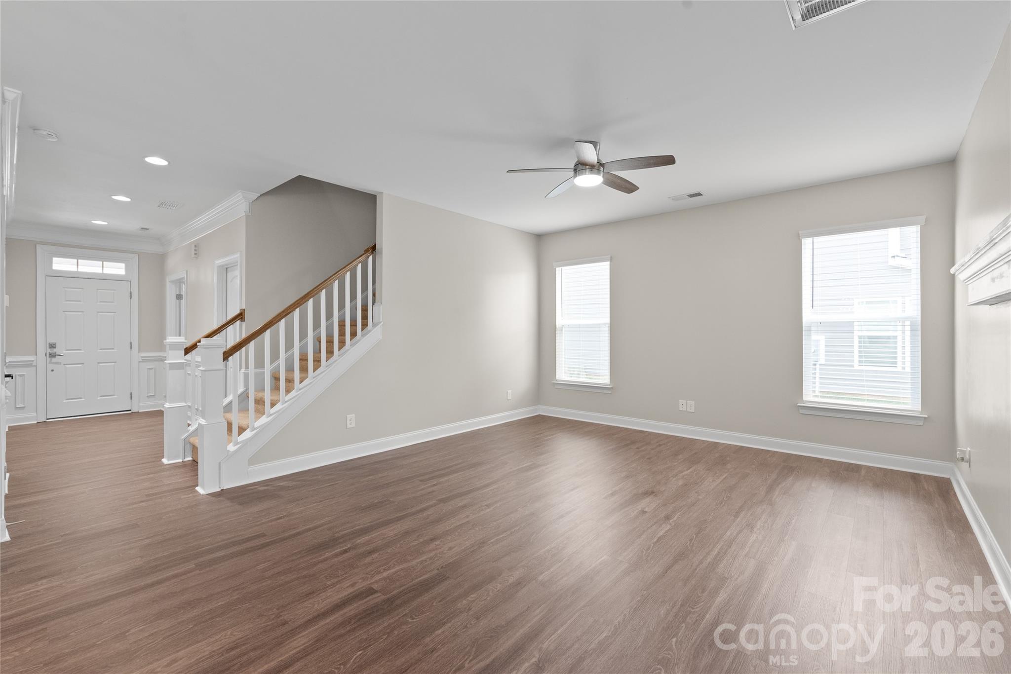 3017 Woodlands Creek Drive Property Photo 11