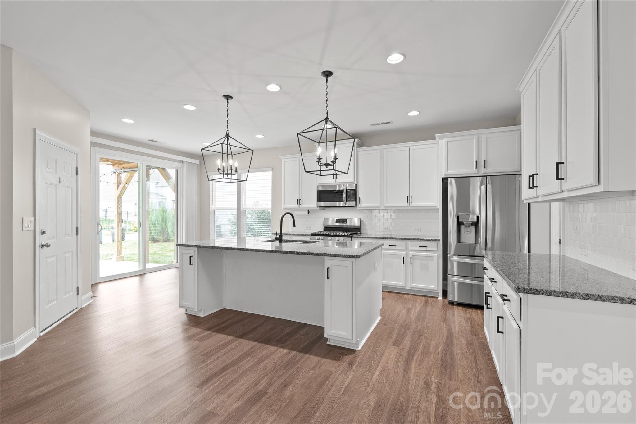 3017 Woodlands Creek Drive Property Photo 13