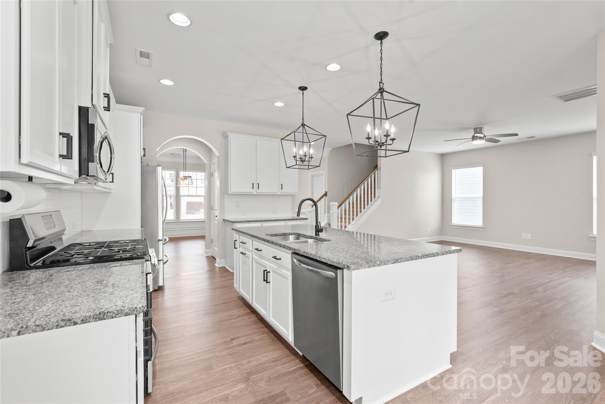 3017 Woodlands Creek Drive Property Photo 16