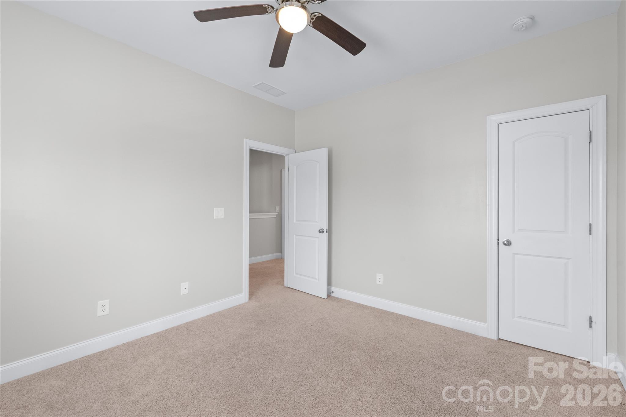 3017 Woodlands Creek Drive Property Photo 32