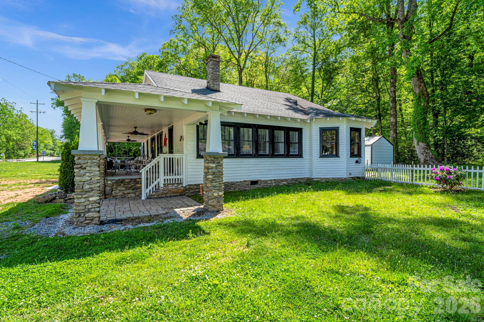 2355 Soco Road Property Photo 1