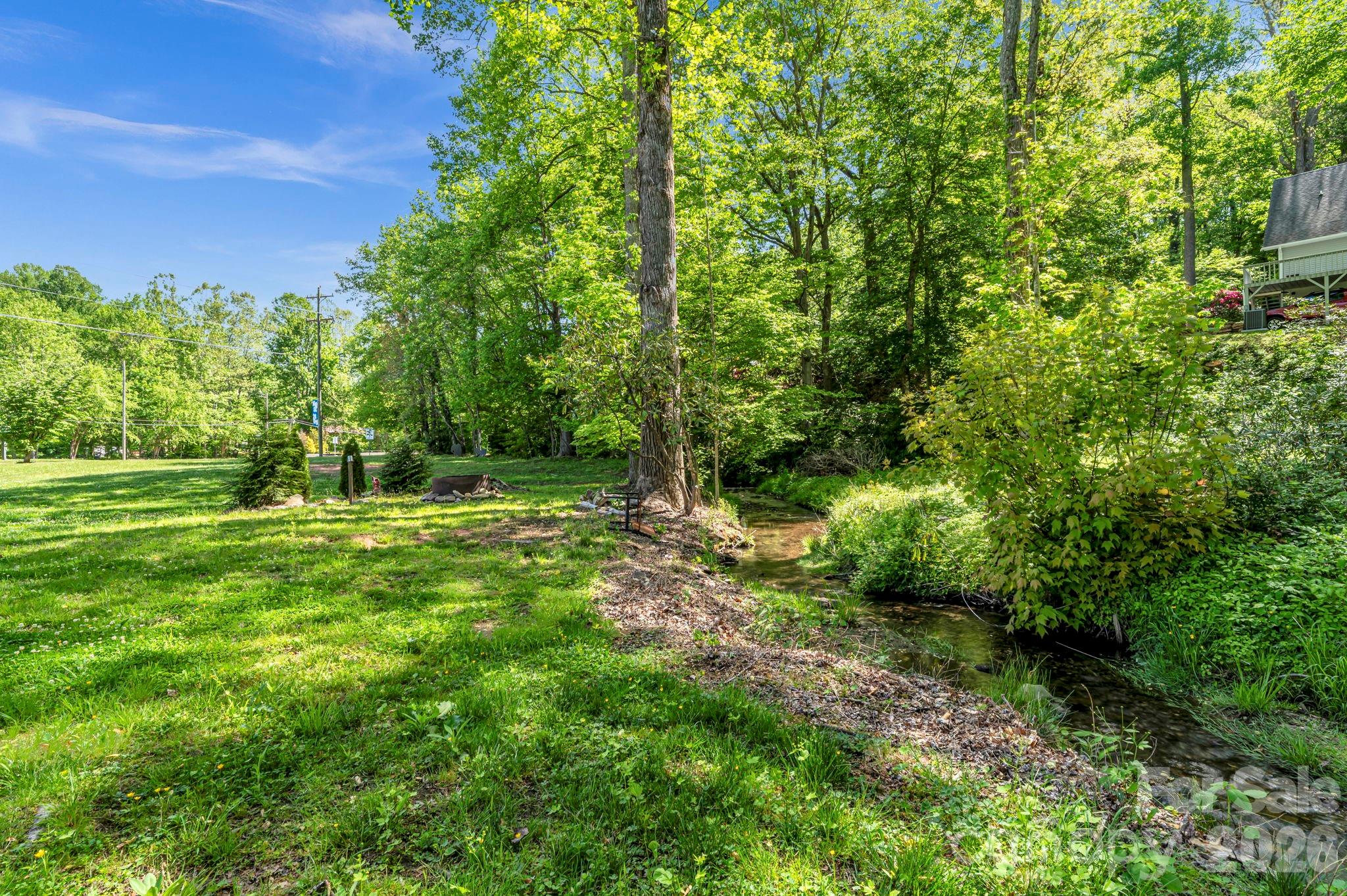 2355 Soco Road Property Photo 9