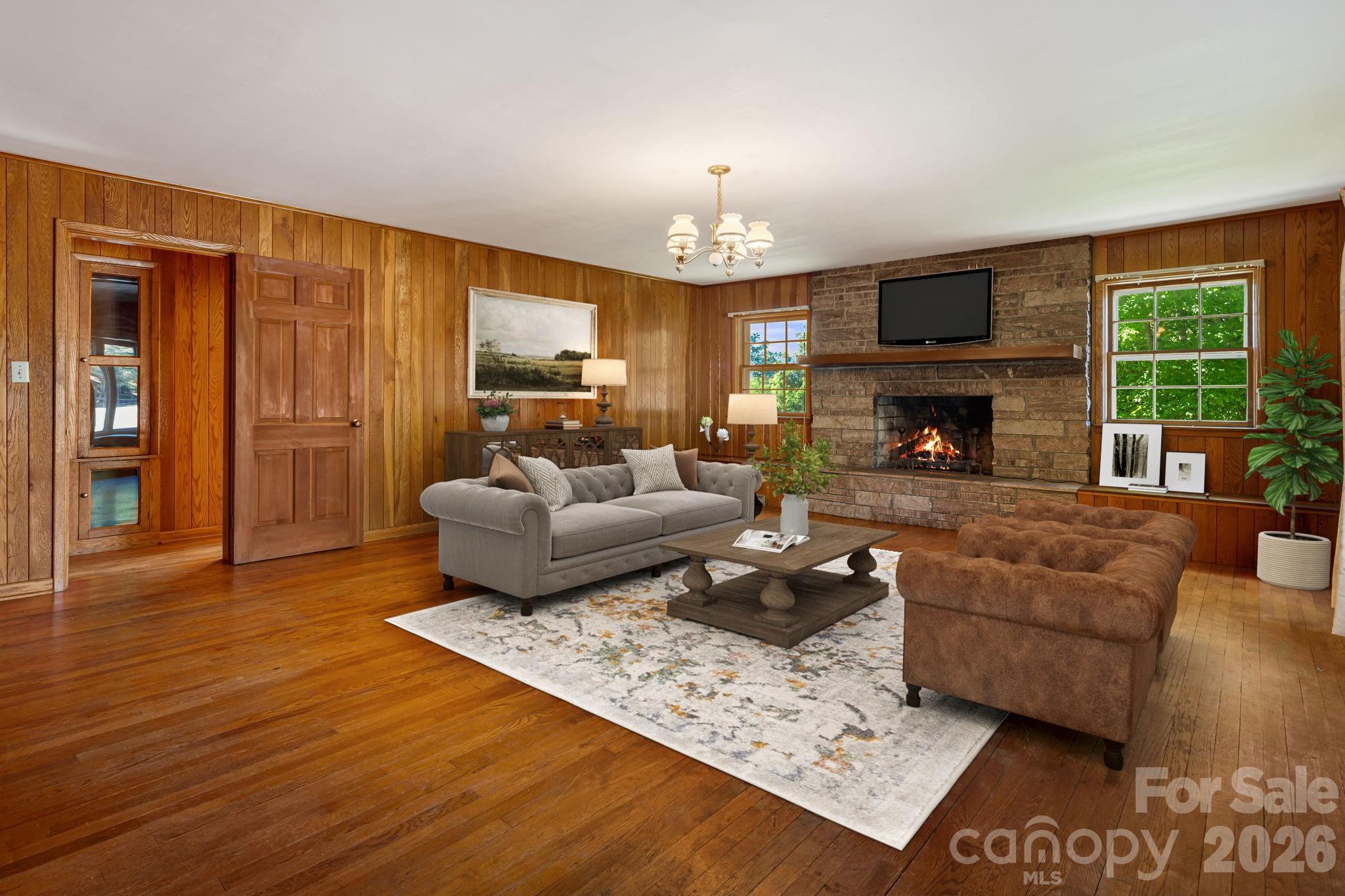 284 Chestnut Street Property Photo 5
