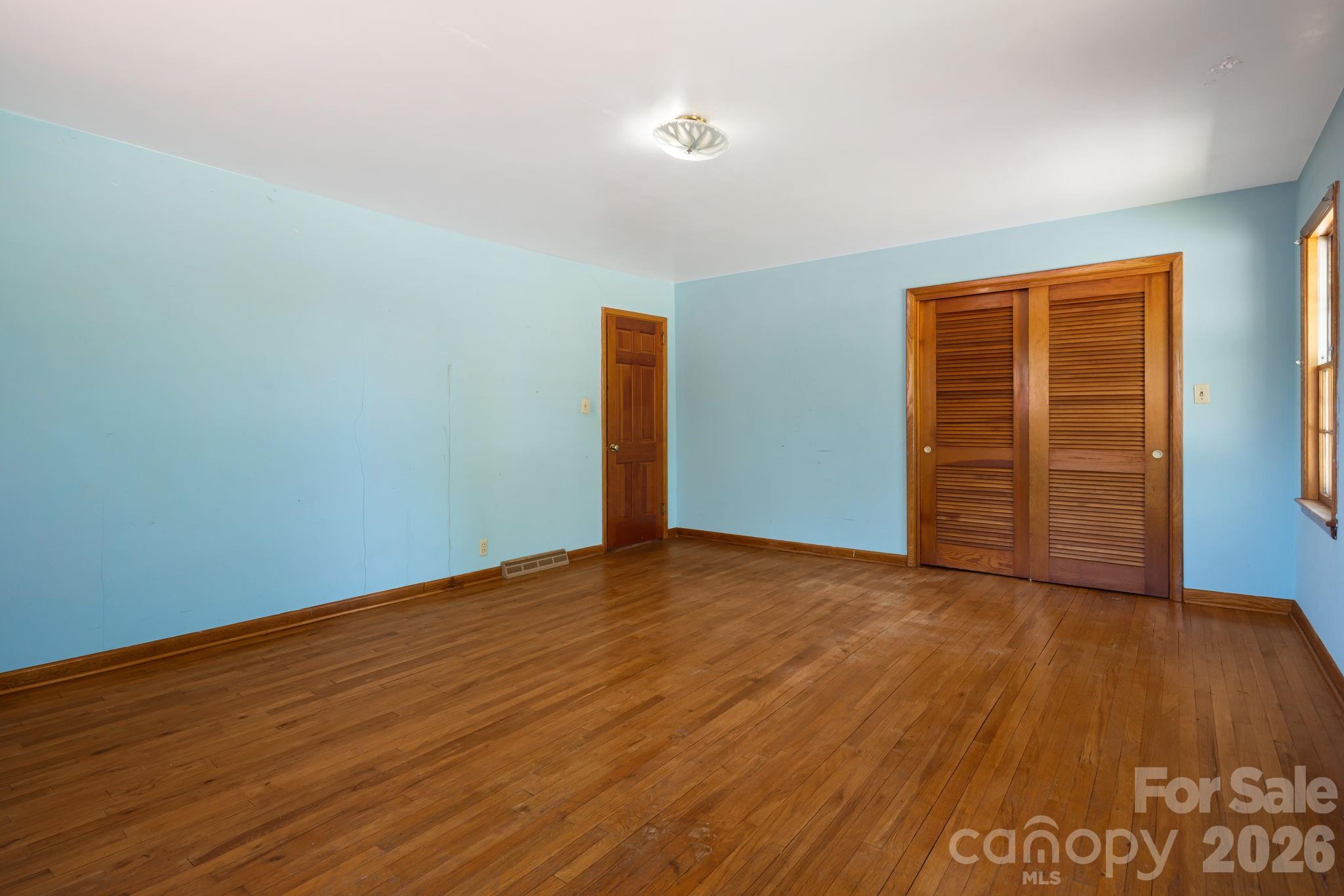 284 Chestnut Street Property Photo 26