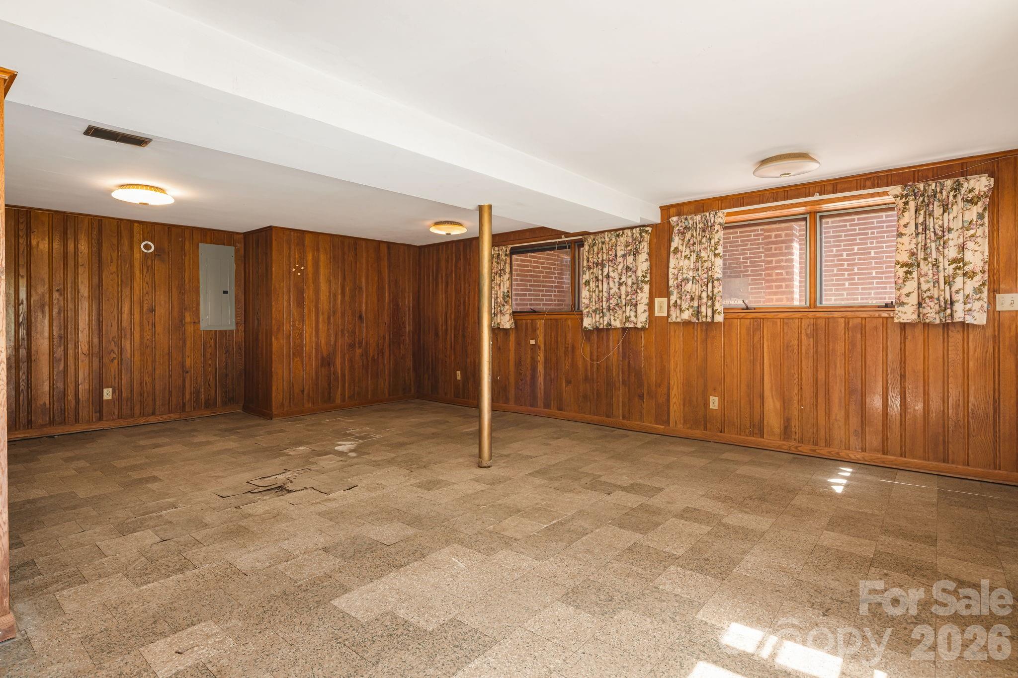 284 Chestnut Street Property Photo 28