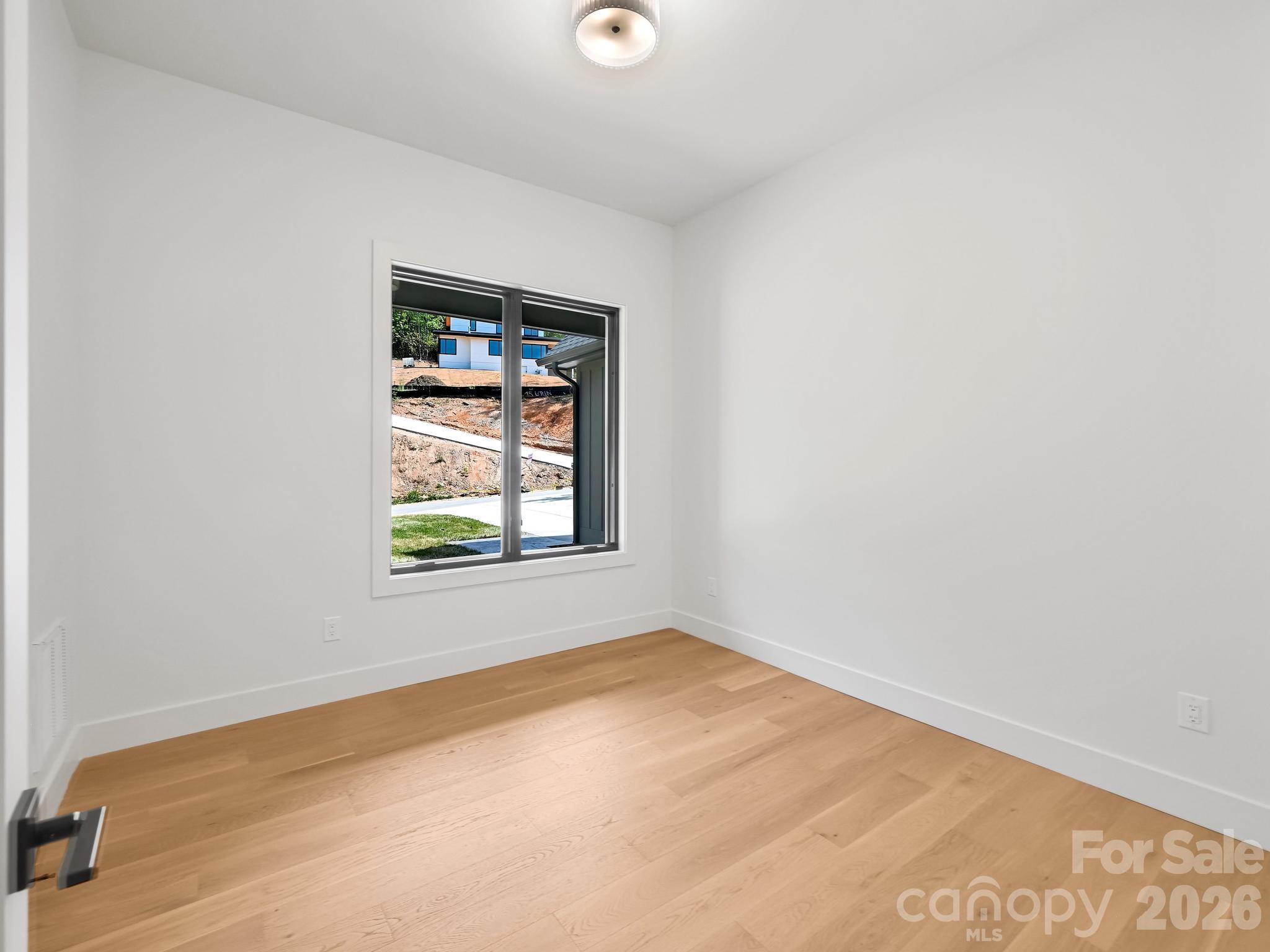 18 Erin Glen Court Property Photo 19