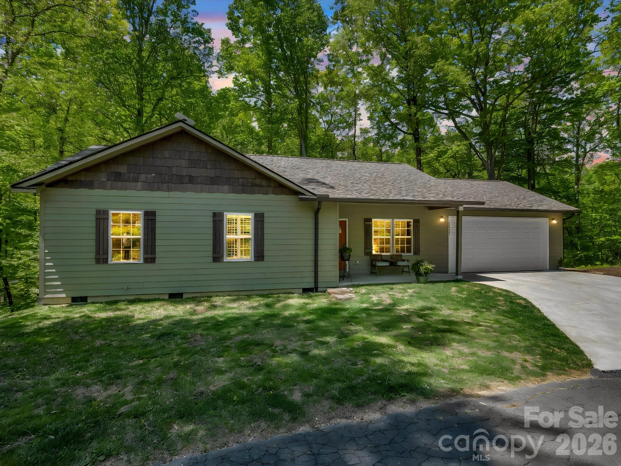 135 Half Moon Lane Property Photo 1