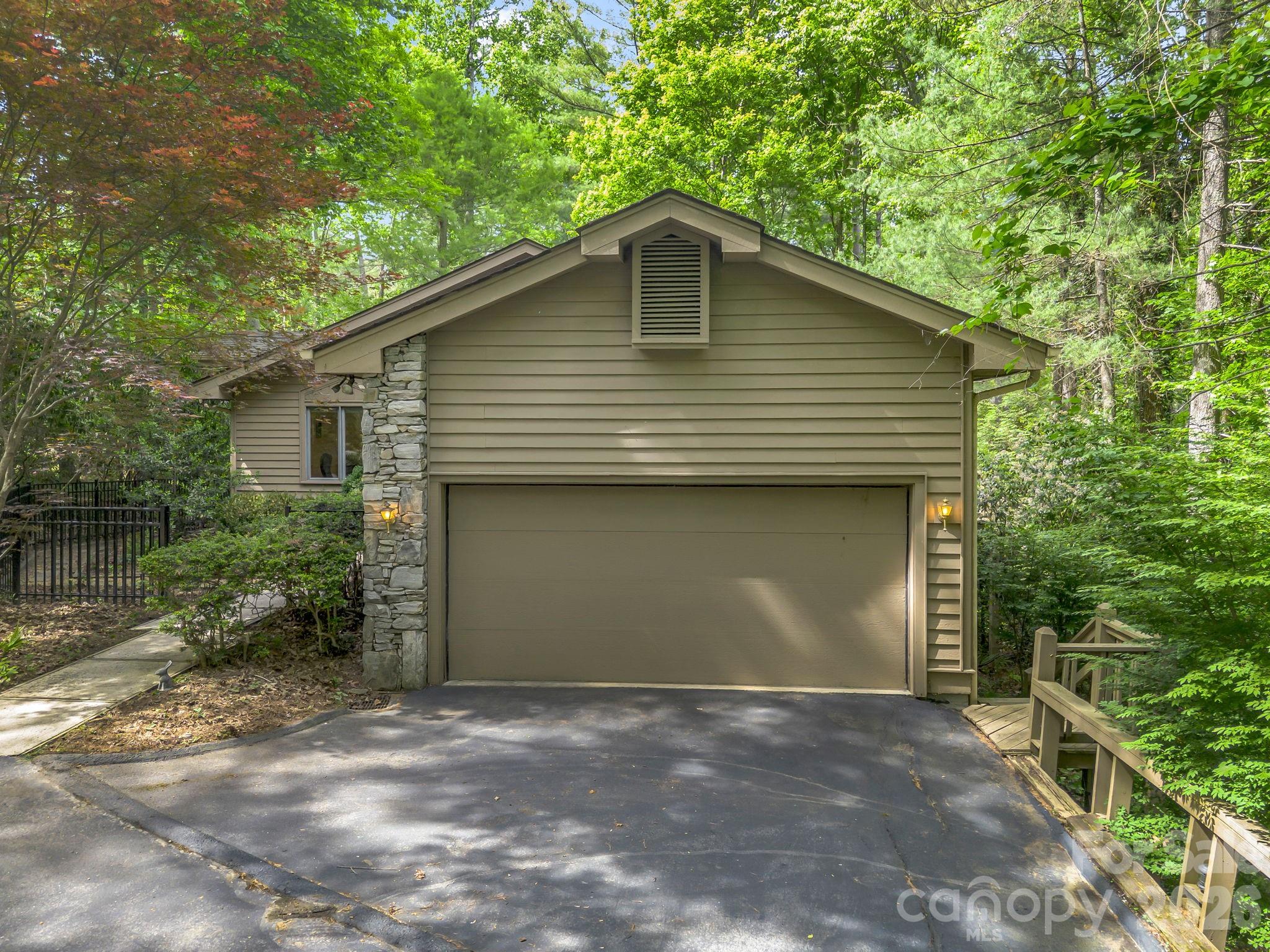 118 Timber Creek Road Property Photo 7