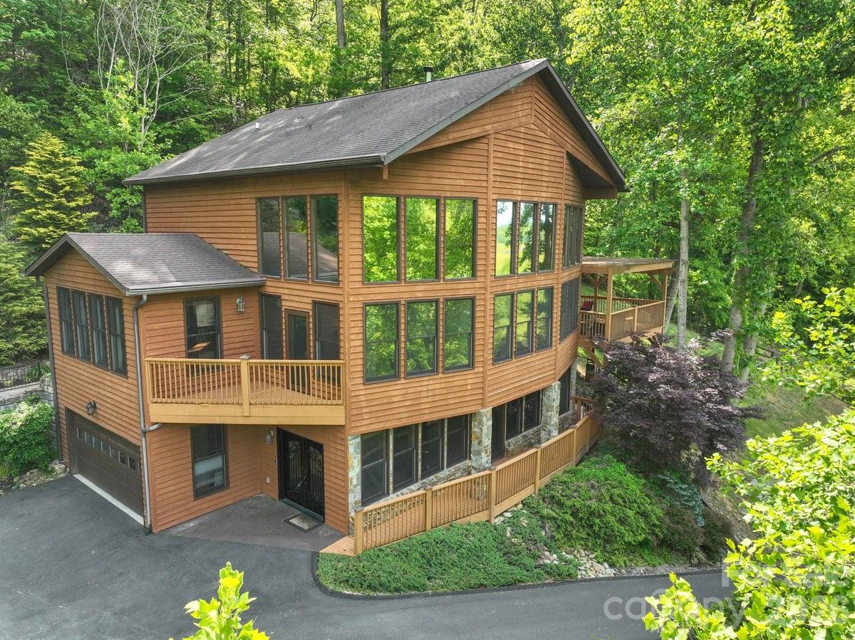 52 Mountain Park Drive Property Photo 1