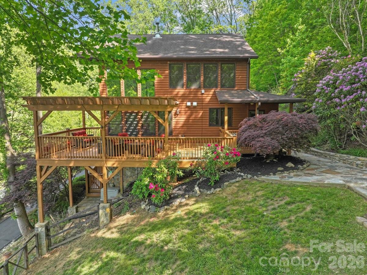 52 Mountain Park Drive Property Photo 2