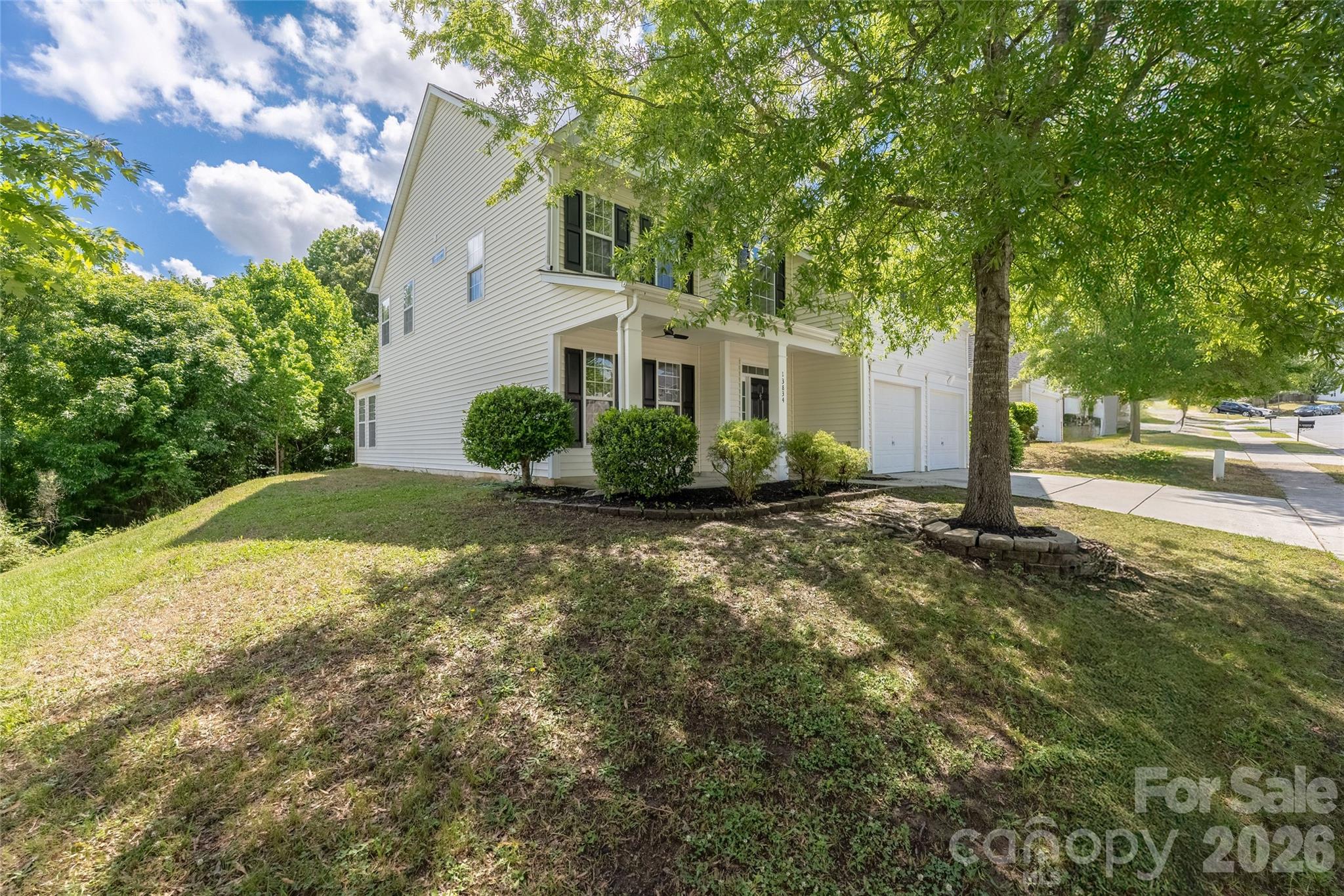 13834 Riding Hill Avenue Property Photo 2