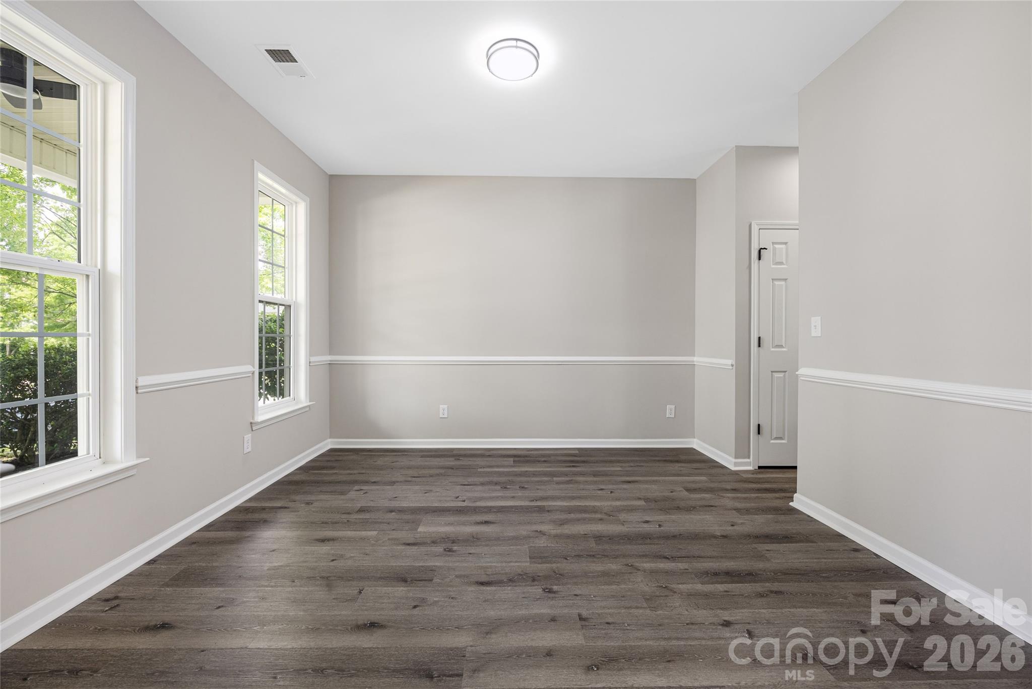 13834 Riding Hill Avenue Property Photo 18