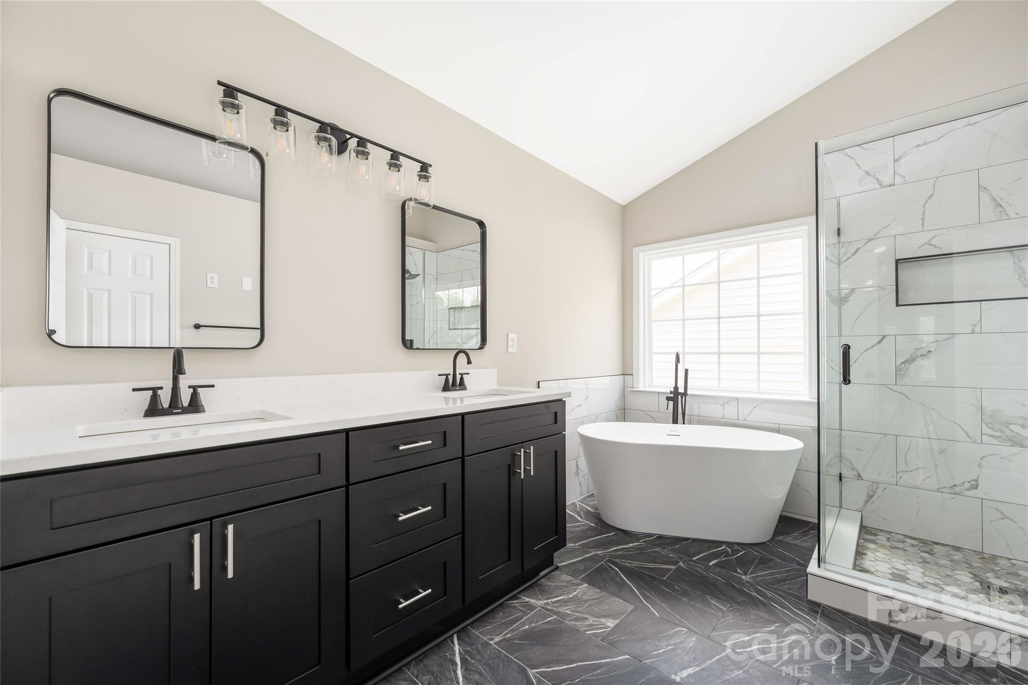13834 Riding Hill Avenue Property Photo 25