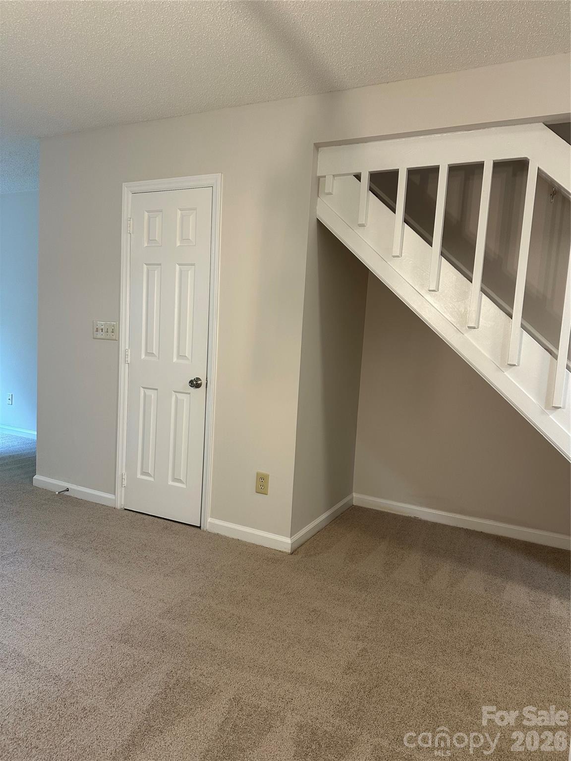 6311 Windsor Gate Lane Property Photo 13