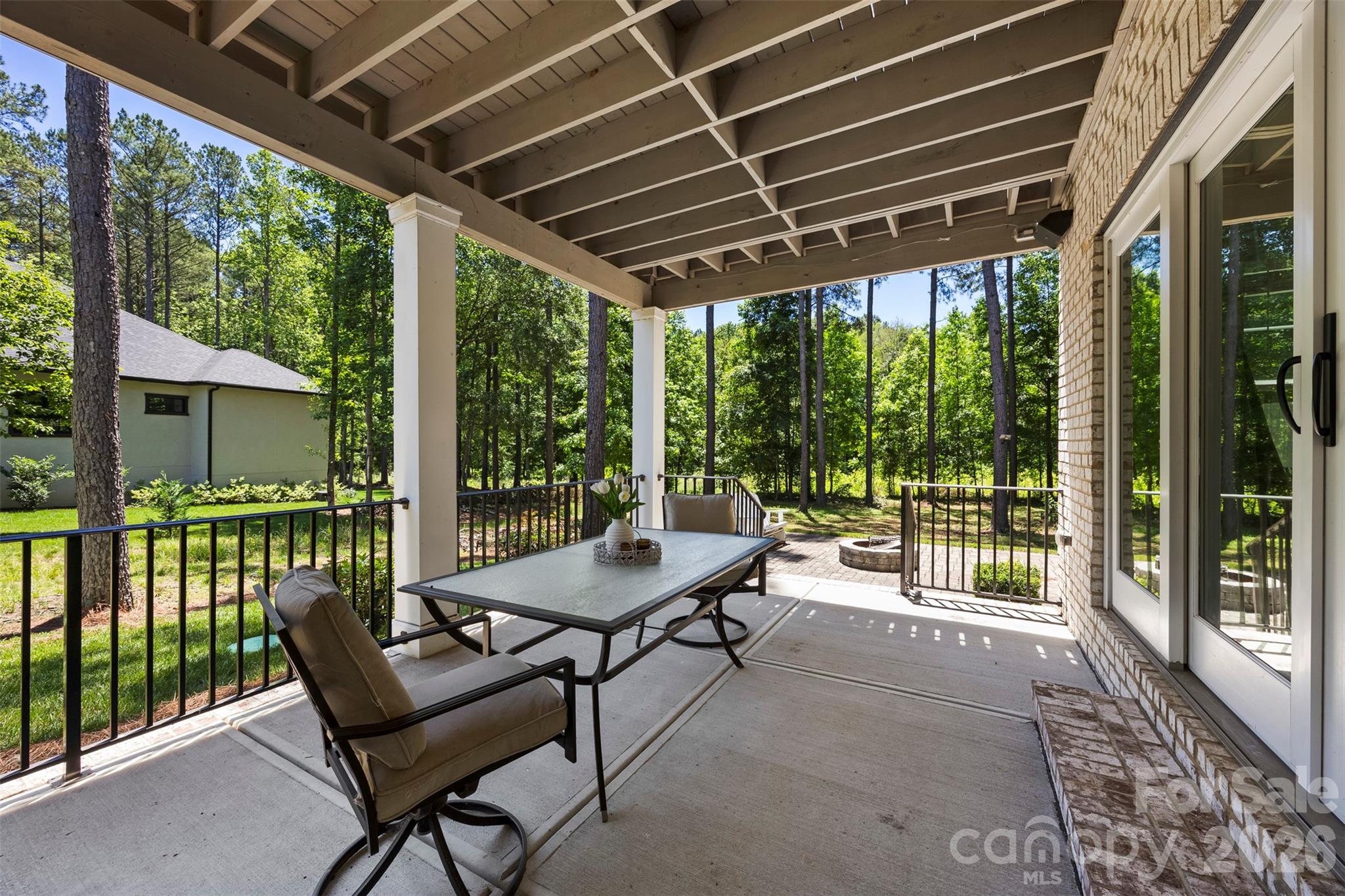 6039 Chimney Bluff Road Property Photo 9