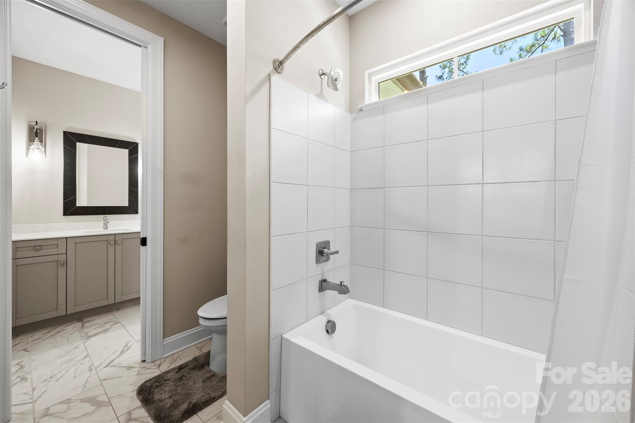 6039 Chimney Bluff Road Property Photo 34
