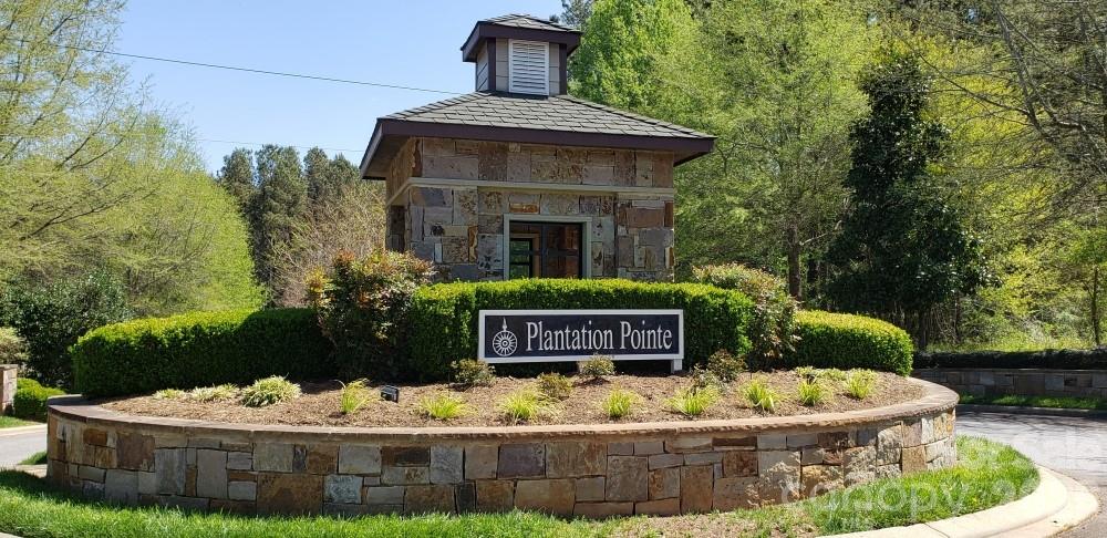 6020 Plantation Pointe Drive 91 Property Photo 1